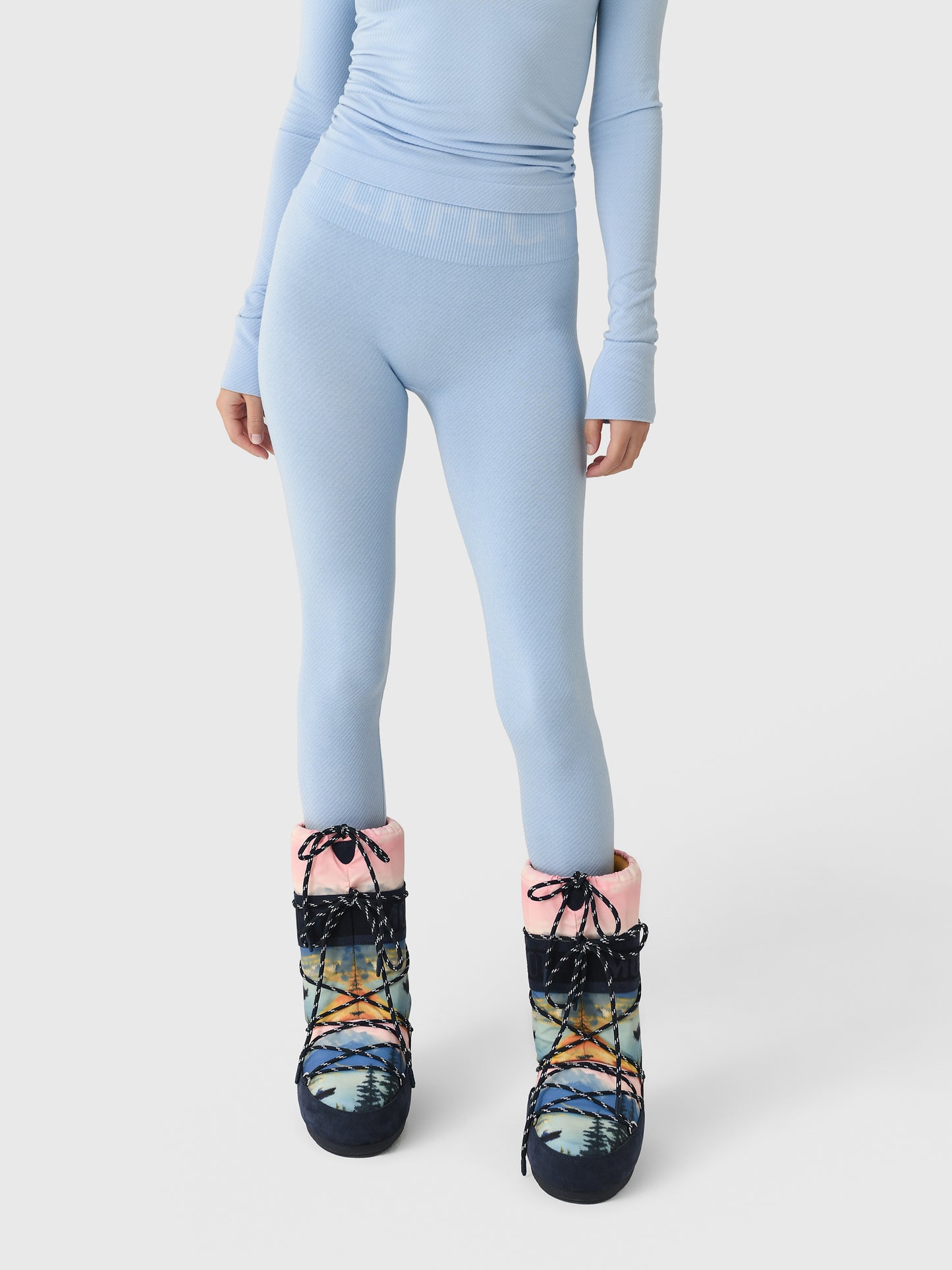 Perfect Moment Women's Seamless Thermal Legging - Saint Bernard