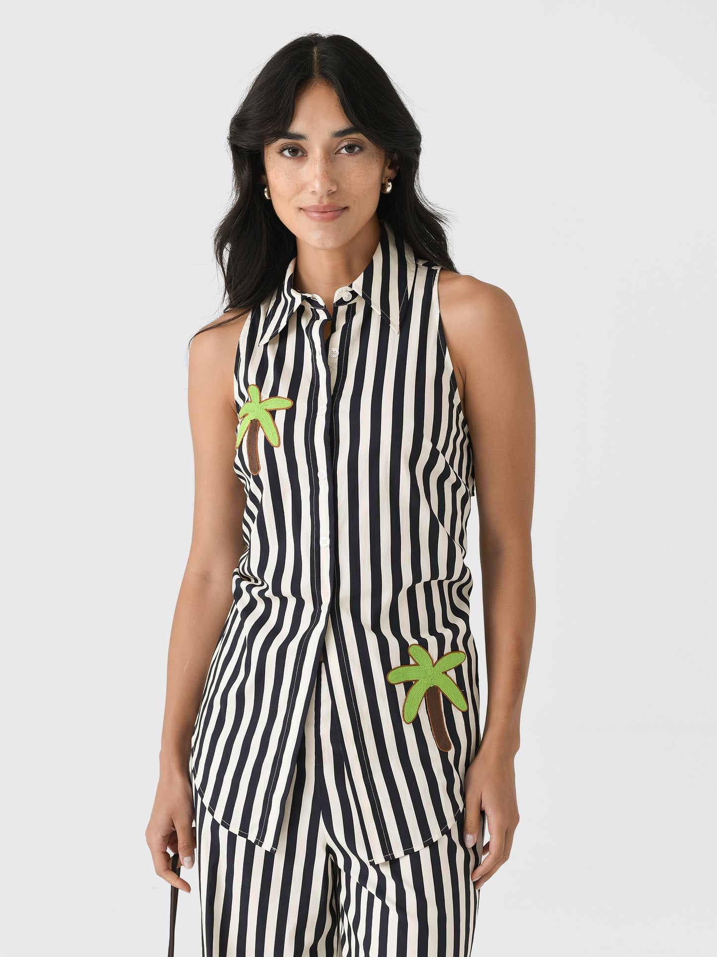 Simon Miller Women's Loch Sleeveless Poplin Button-Down Shirt - Saint Bernard