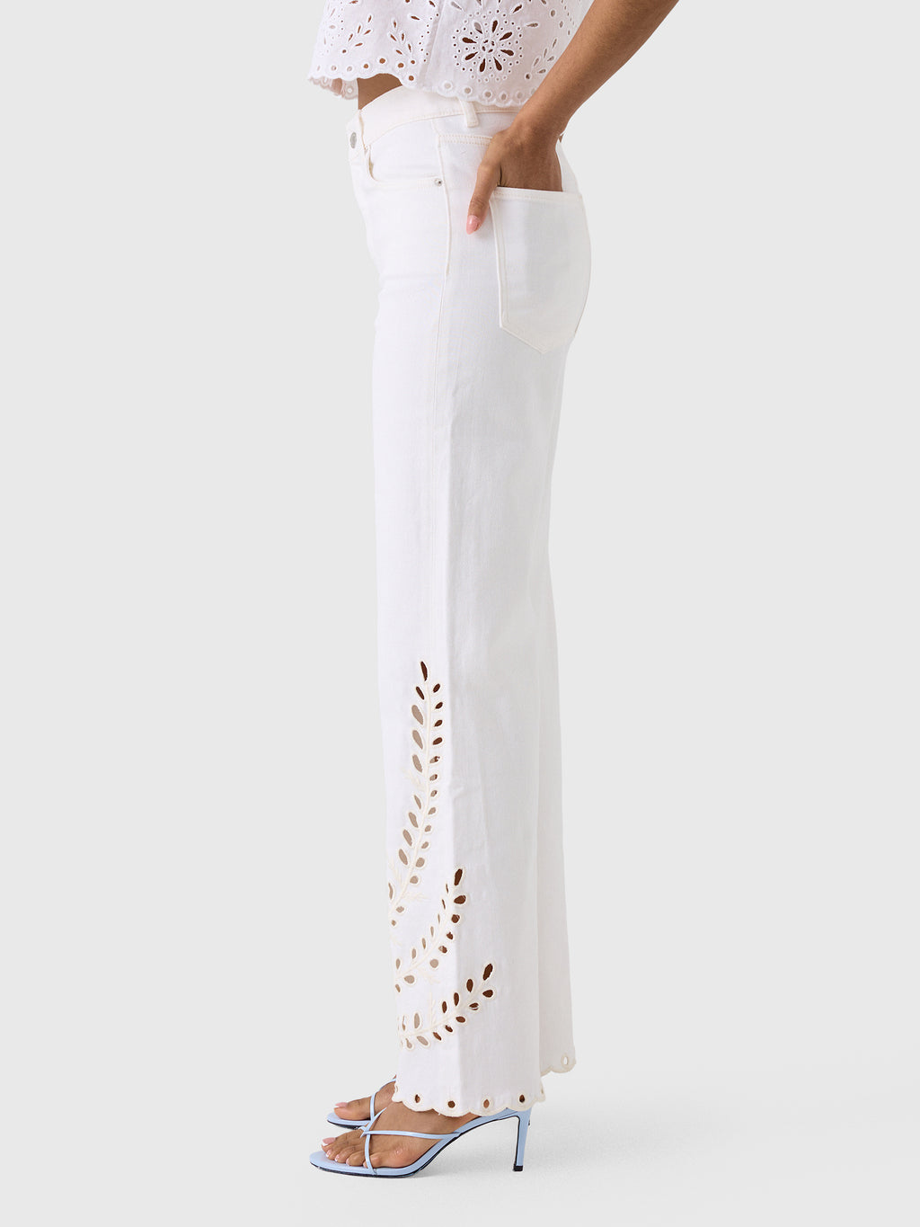 Le Jean Women's Column Eyelet Jean - Saint Bernard