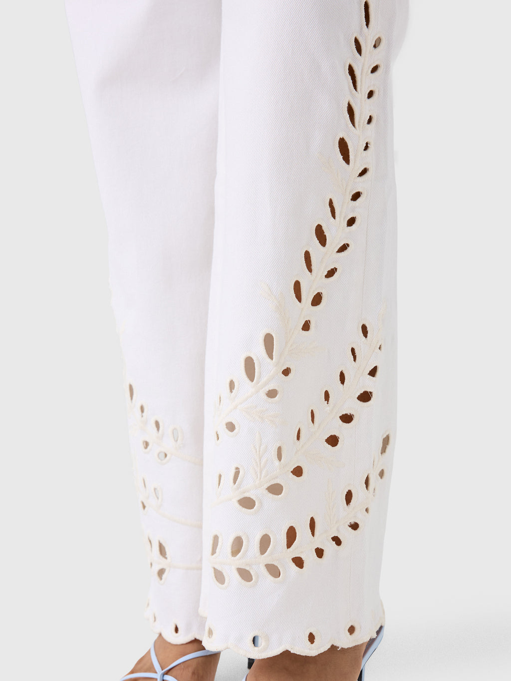 Le Jean Women's Column Eyelet Jean - Saint Bernard
