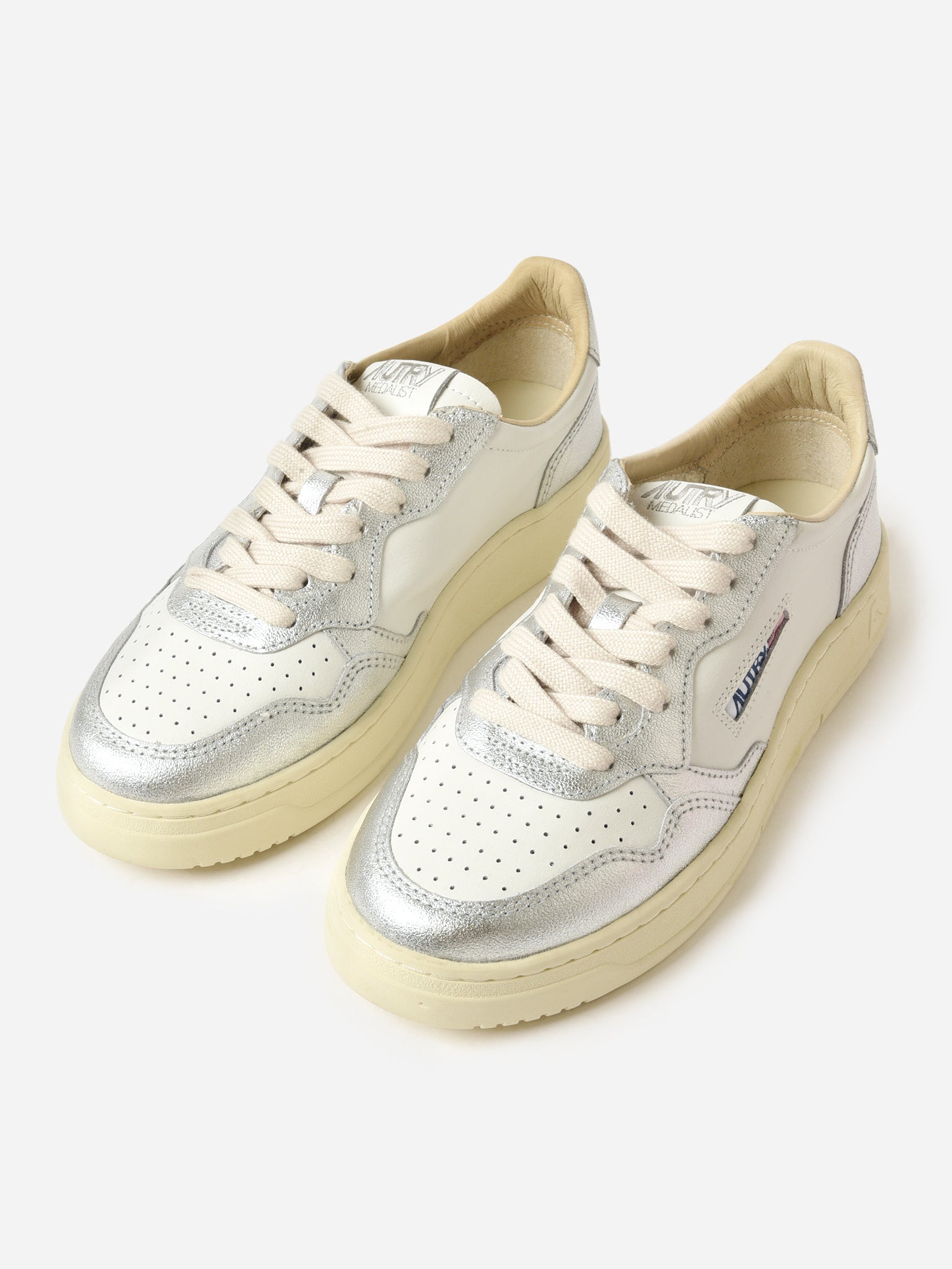 Autry Women's Medalist Low Sneaker - Saint Bernard