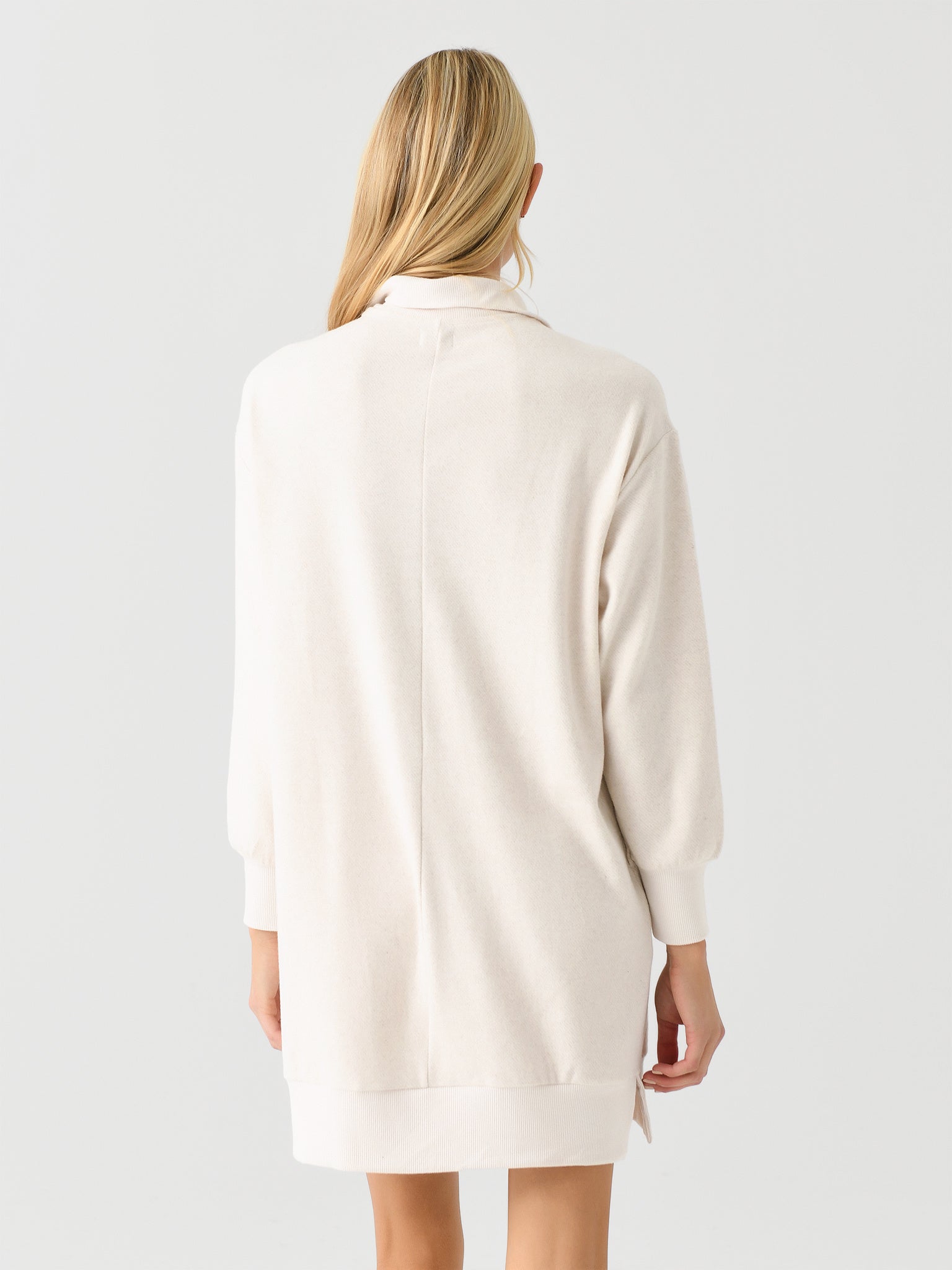 WDF2439xOFFWHITE-alt3