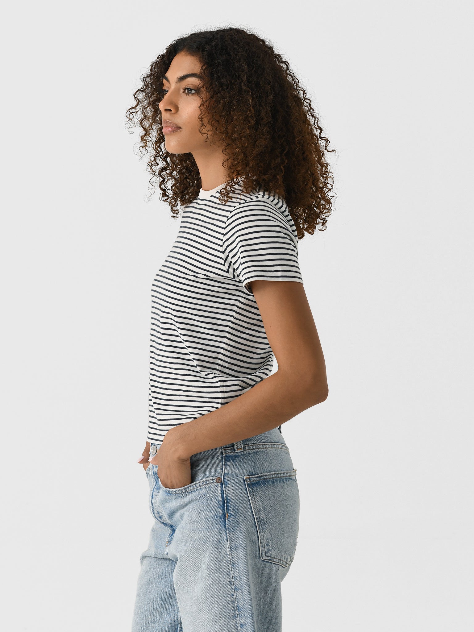 WE25JTE007xNAVYMULTI-alt2