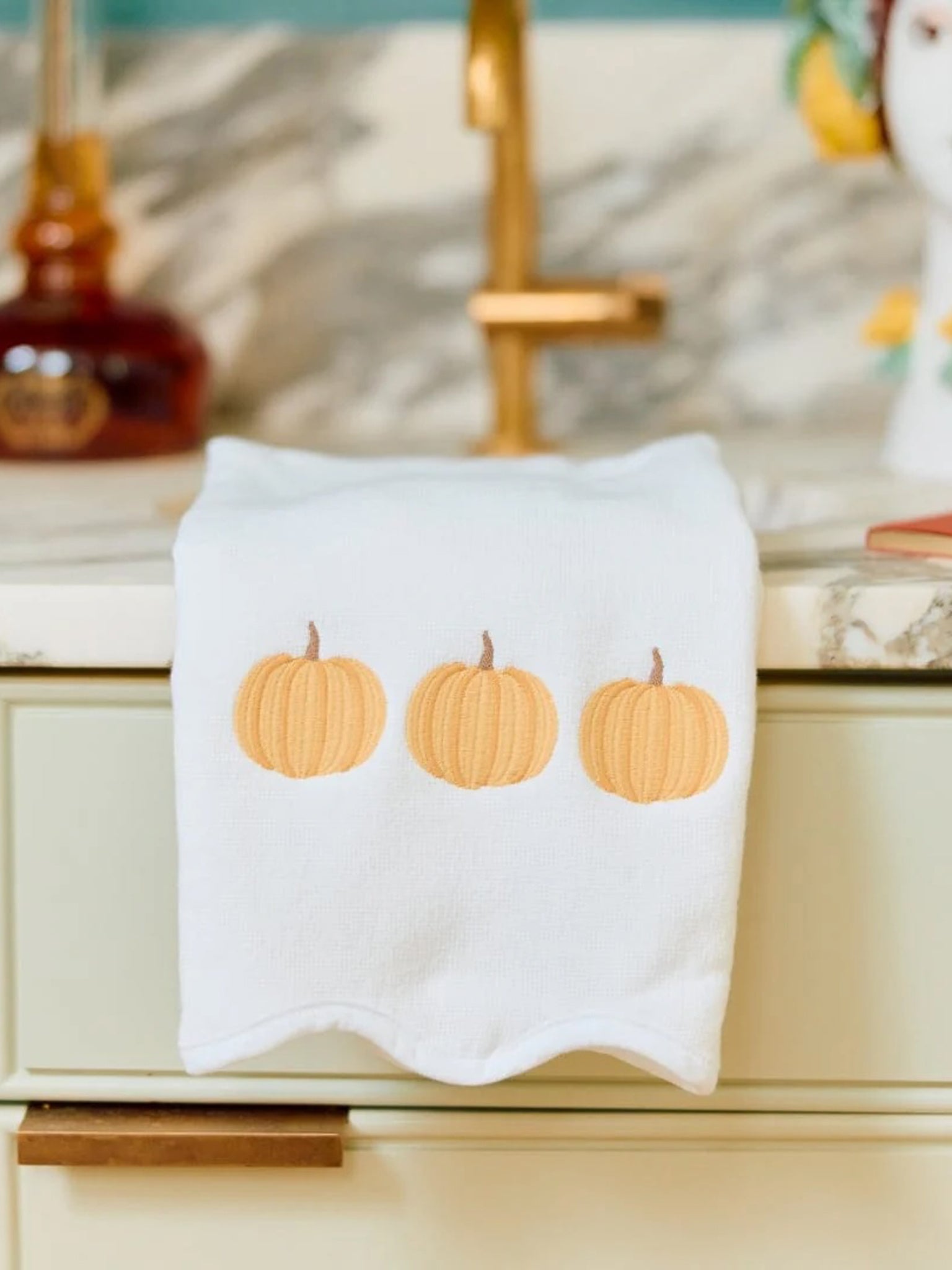 WEEZIEPUMPKINSxWHITEORANGE-alt1