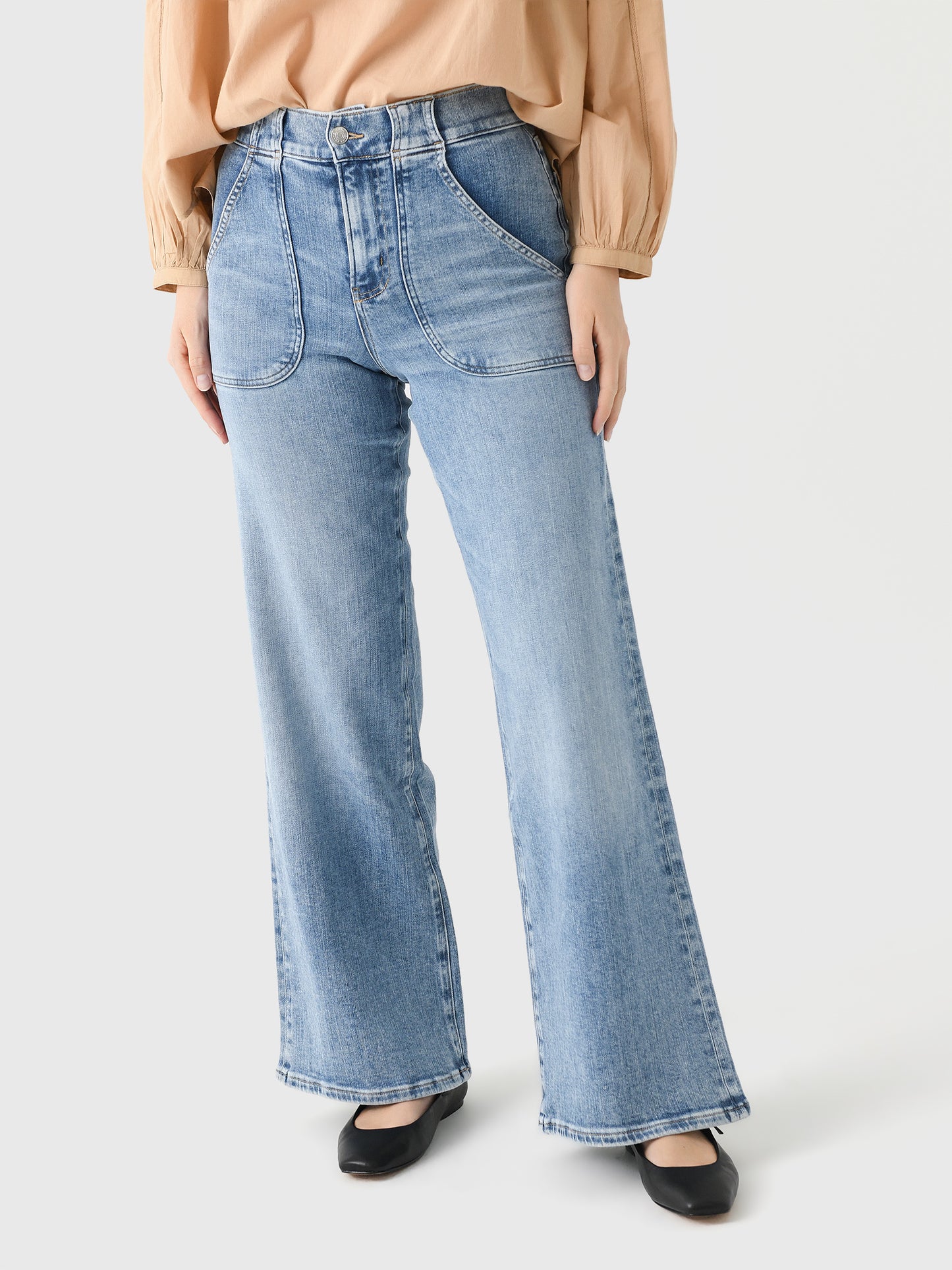 Frame Women's Modern Pocket Jean - Saint Bernard
