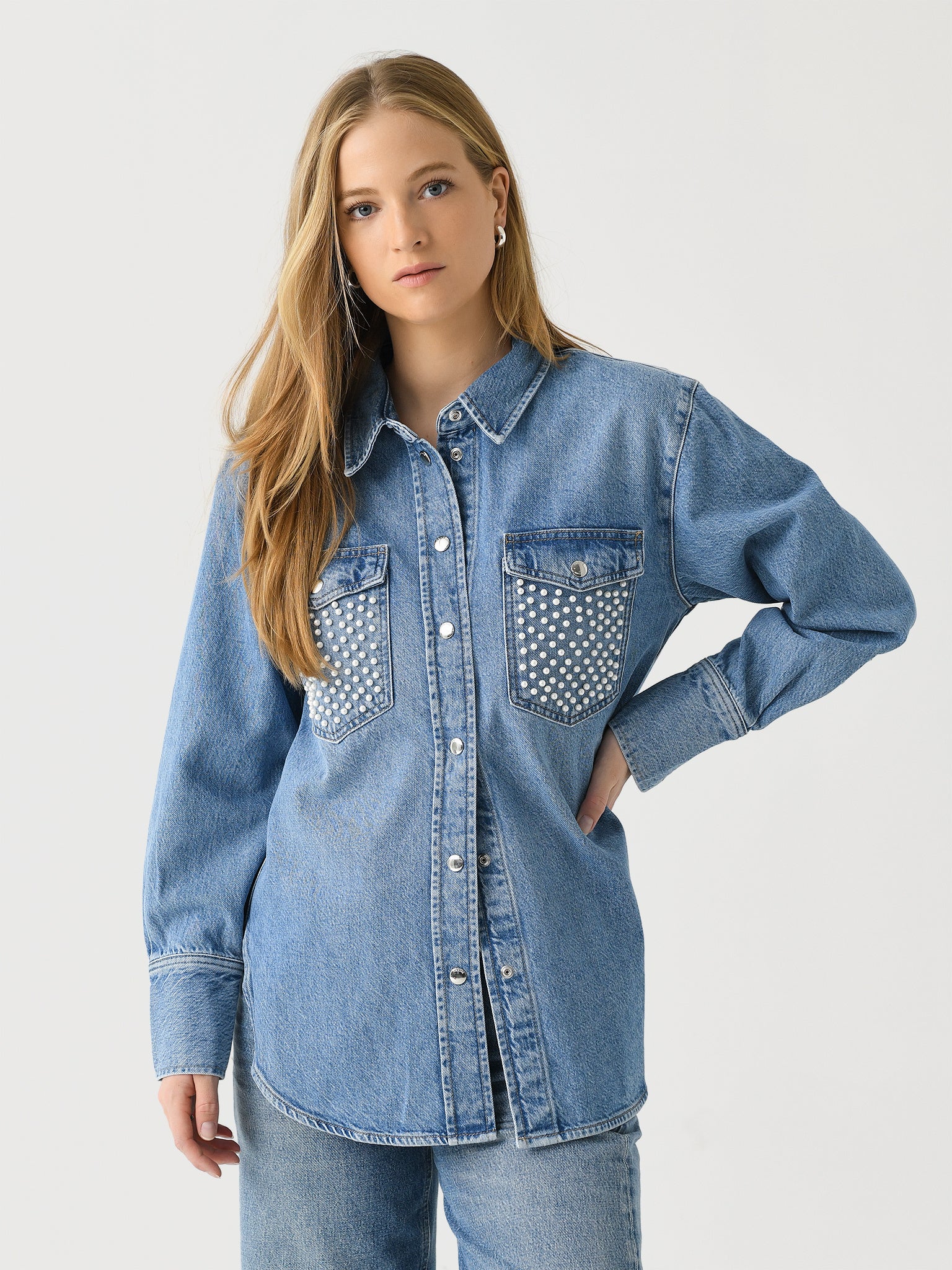Frame Women's Atelier Oversized Denim Shirt Jacket - Saint Bernard