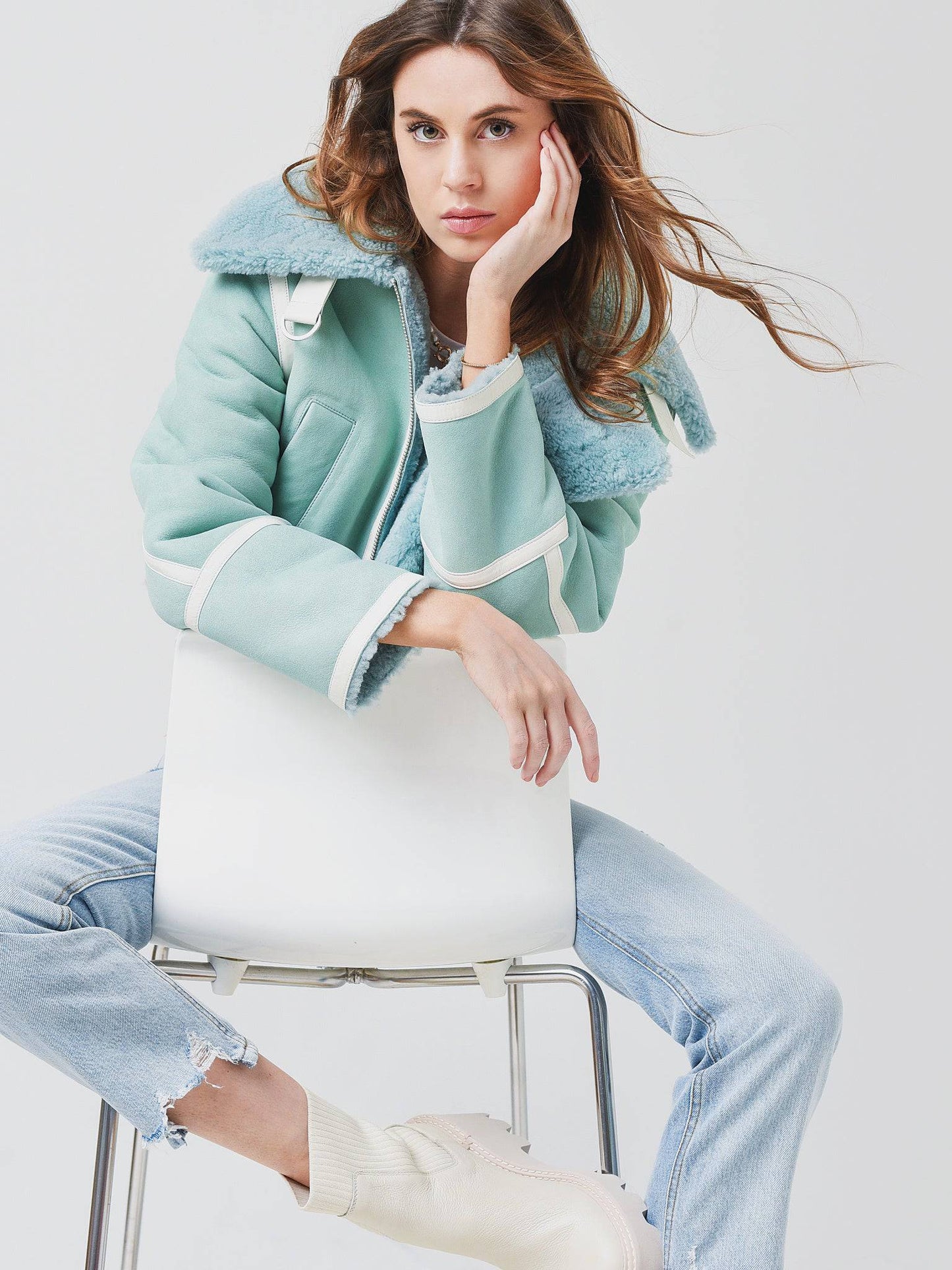 Shoreditch Ski Club Women's Willow Cropped Shearling Jacket - Saint Bernard