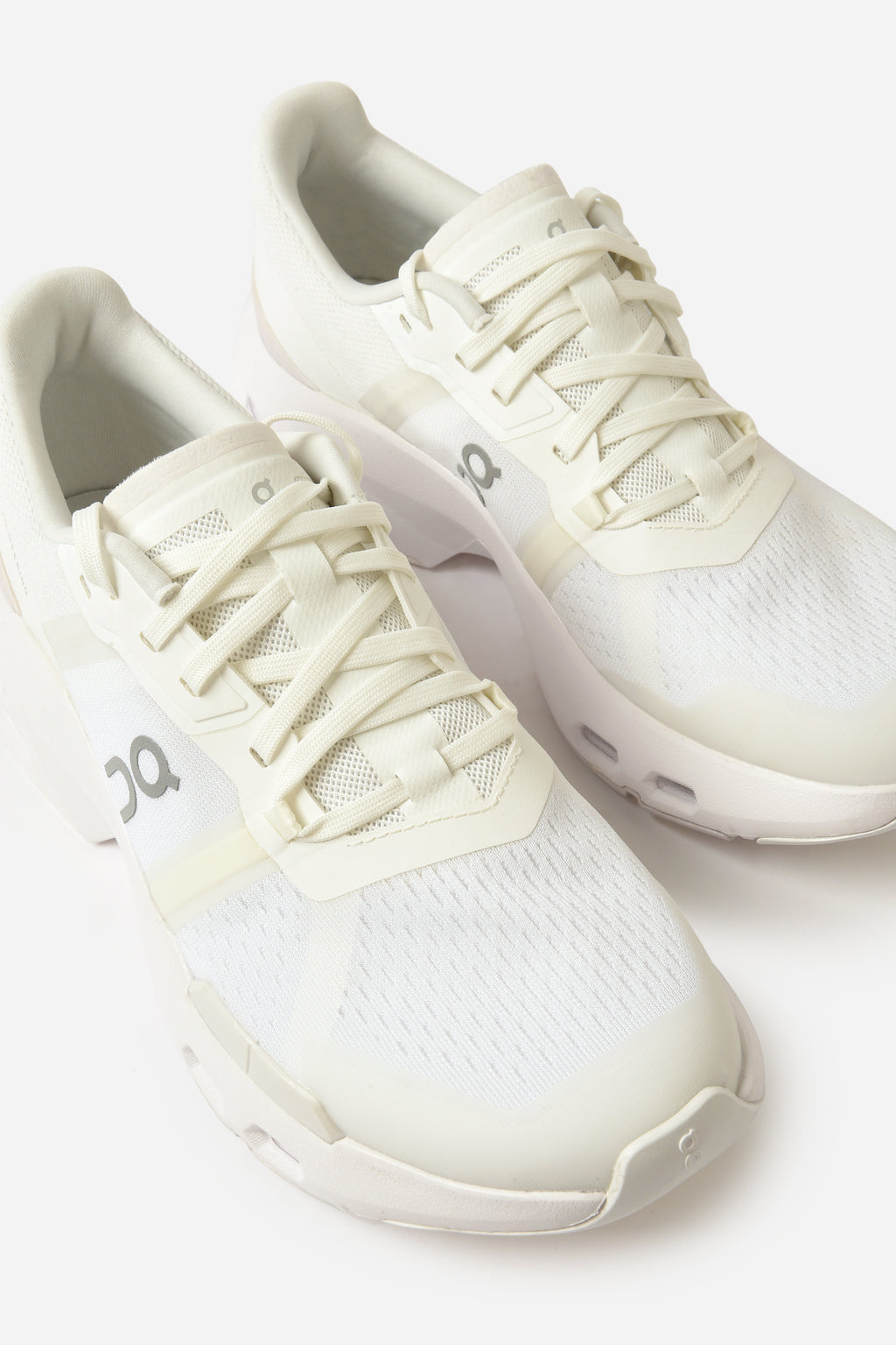 ON Women's Cloudpulse Sneaker - Saint Bernard