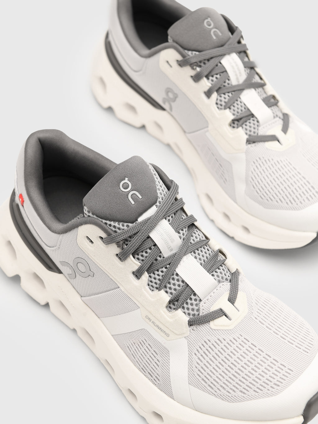 ON Women's Cloudrunner 2 Running Shoe - Saint Bernard