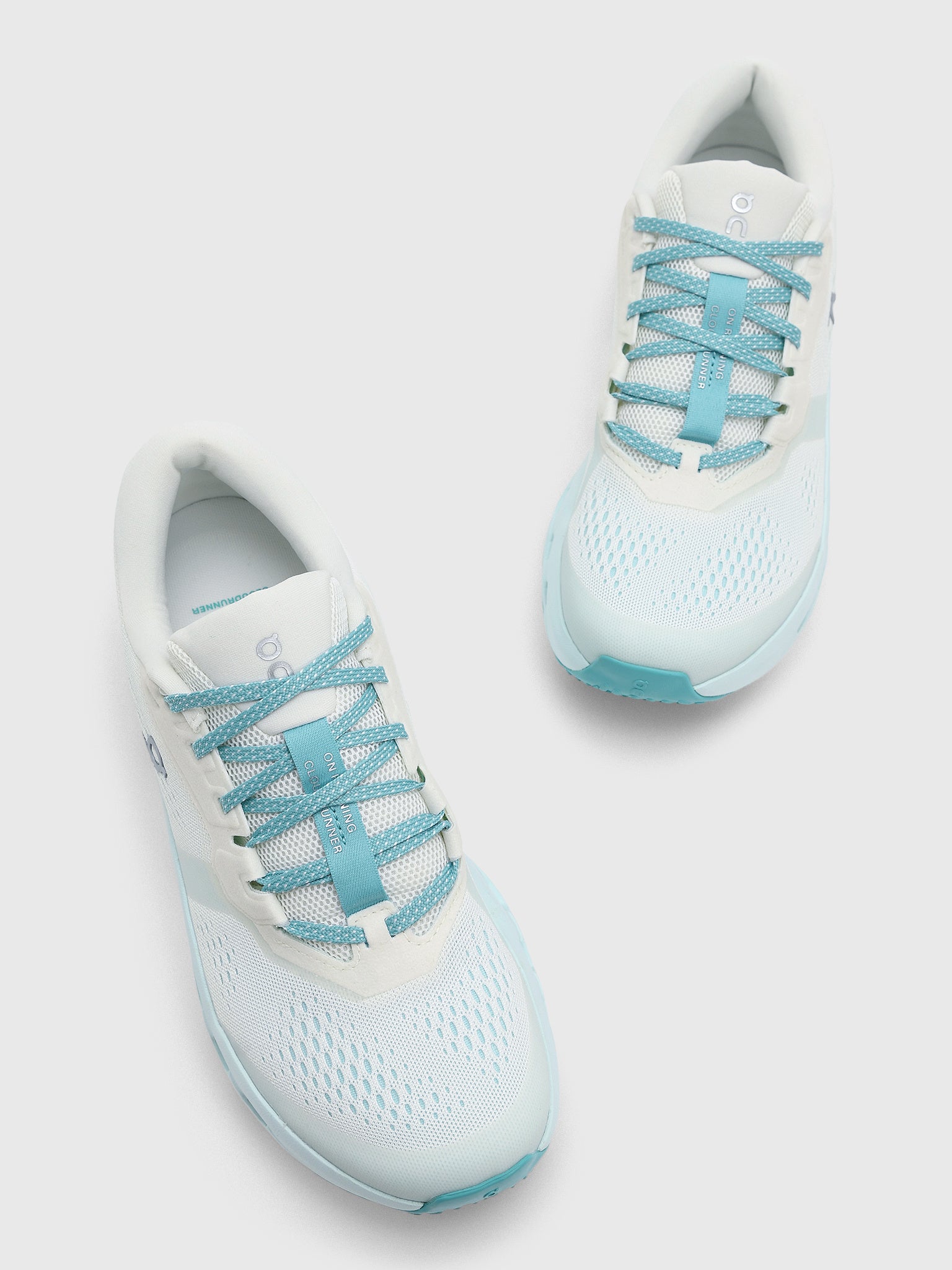 ON Women's Cloudrunner 3 Running Shoe - Saint Bernard