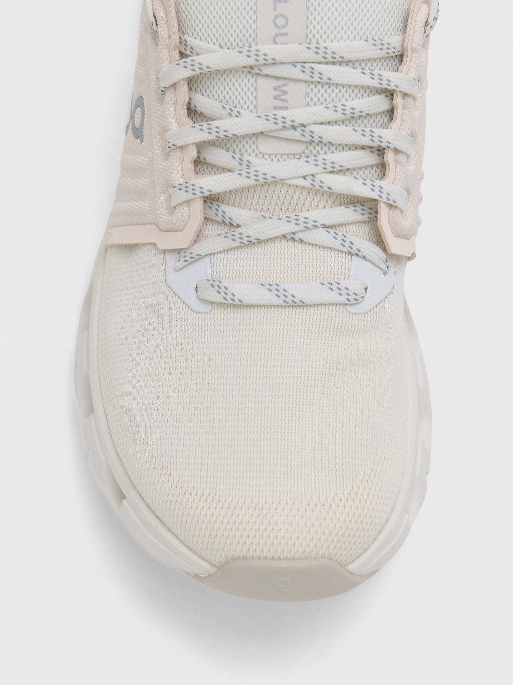 ON Women's Cloudswift 4 AD Sneaker - Saint Bernard