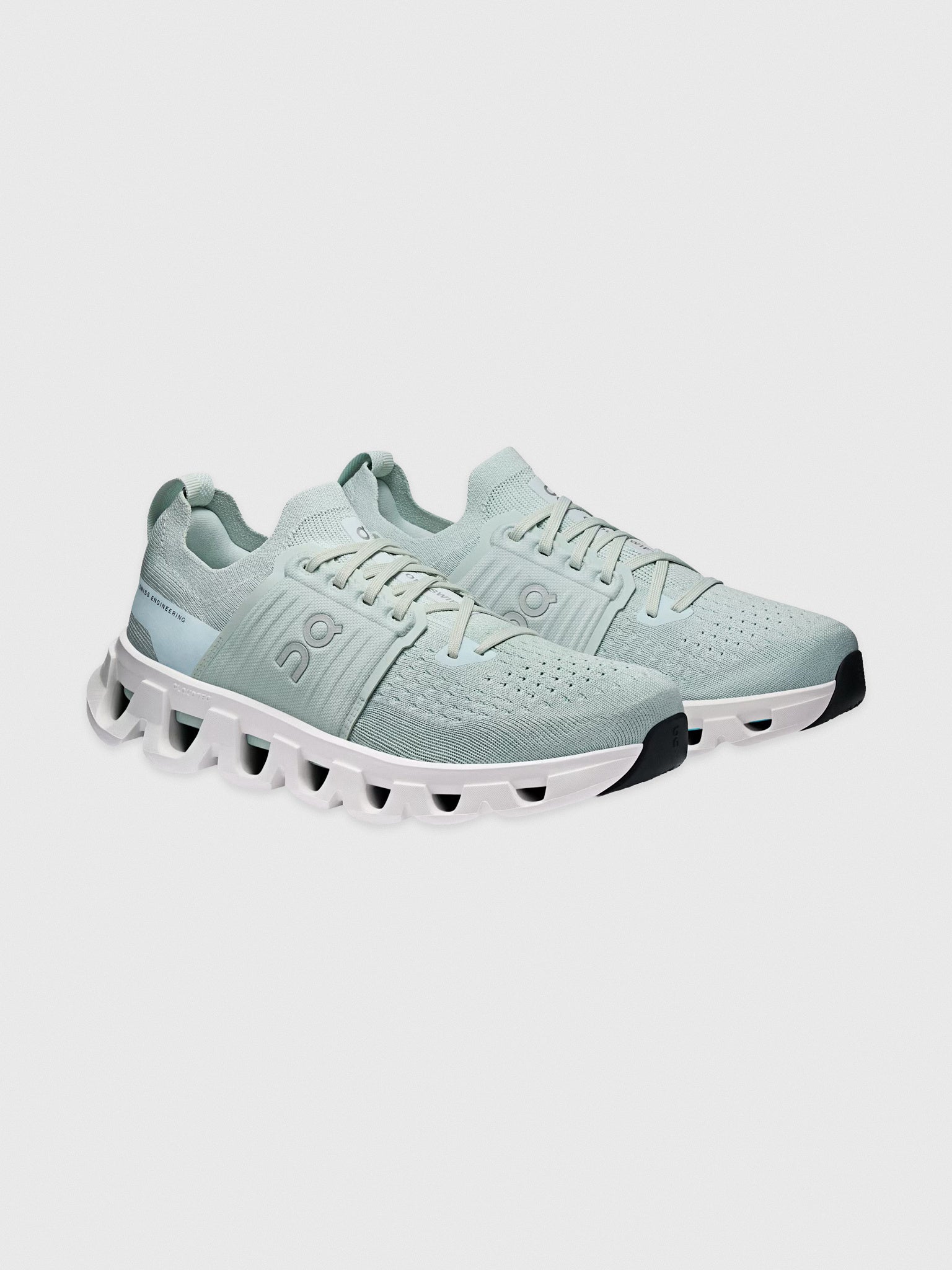 ON Women's Cloudswift 4 Sneaker - Saint Bernard