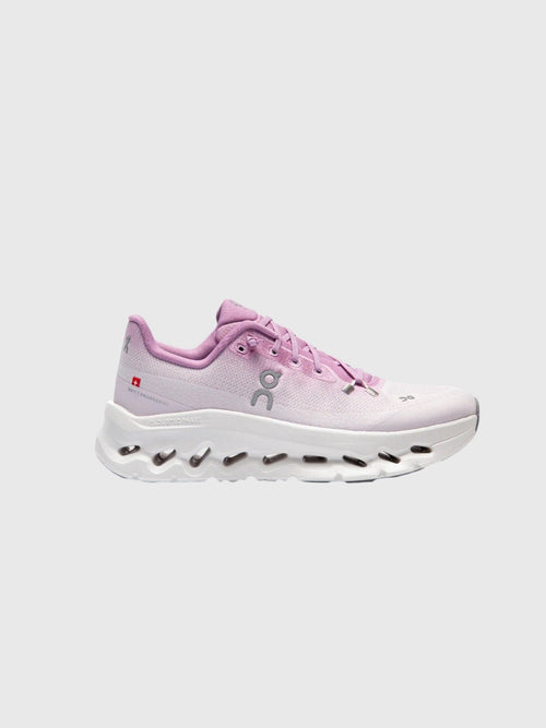 ON Women's Cloudtilt Sneaker