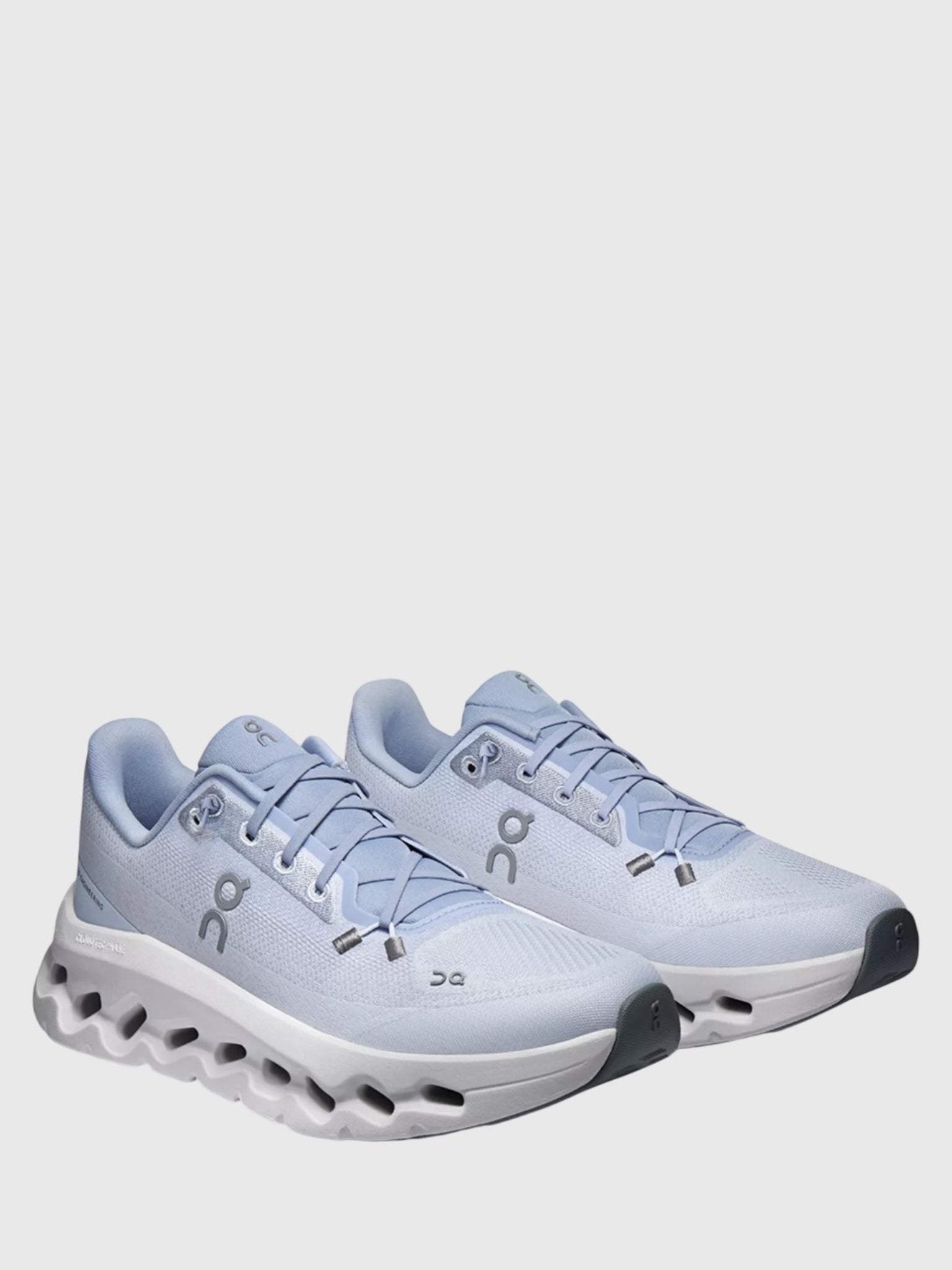 ON Women's Cloudtilt Sneaker – Saint Bernard