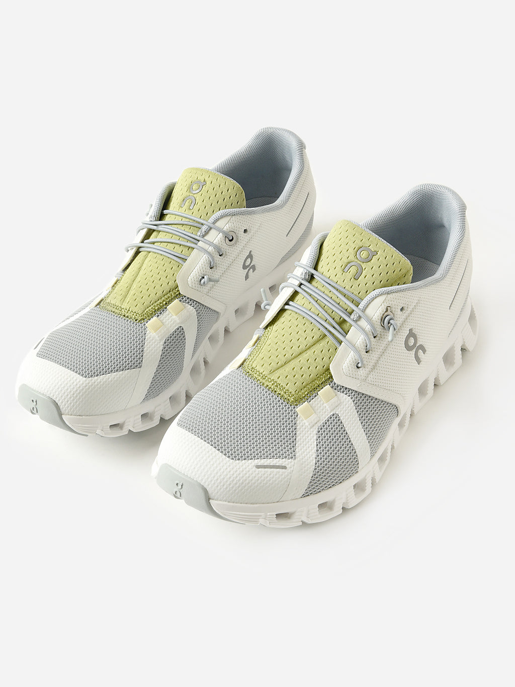 ON Women's Cloud 5 Push Sneaker - Saint Bernard