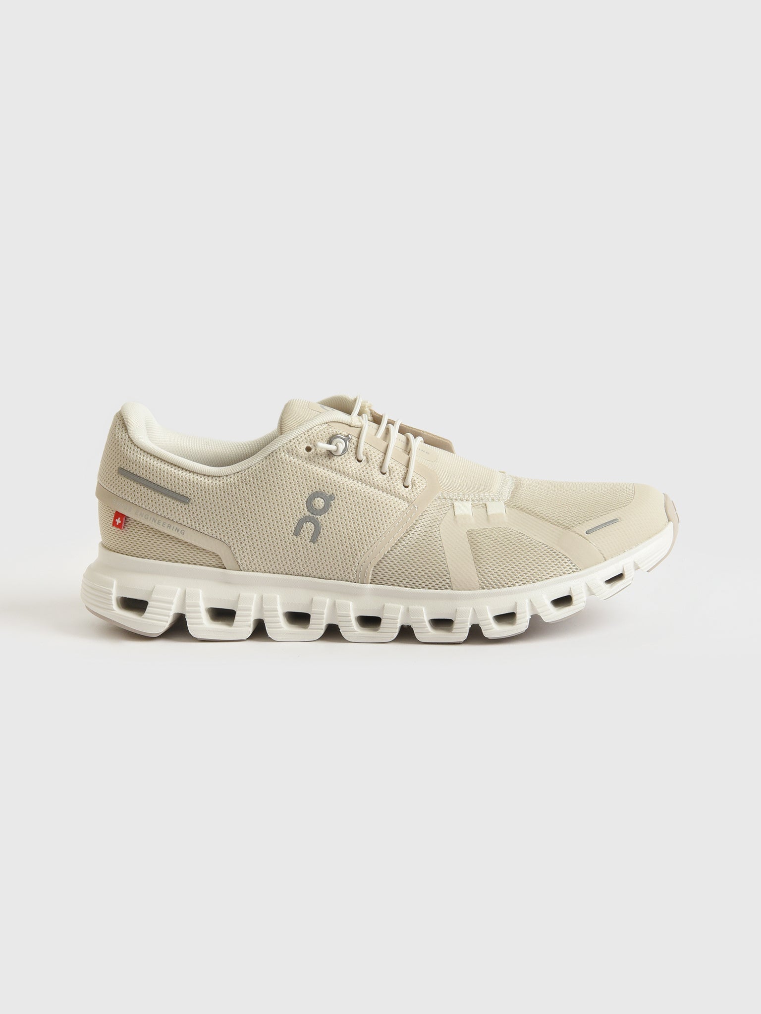 WOMENS CLOUD 6xPEARLWHITE-alt1