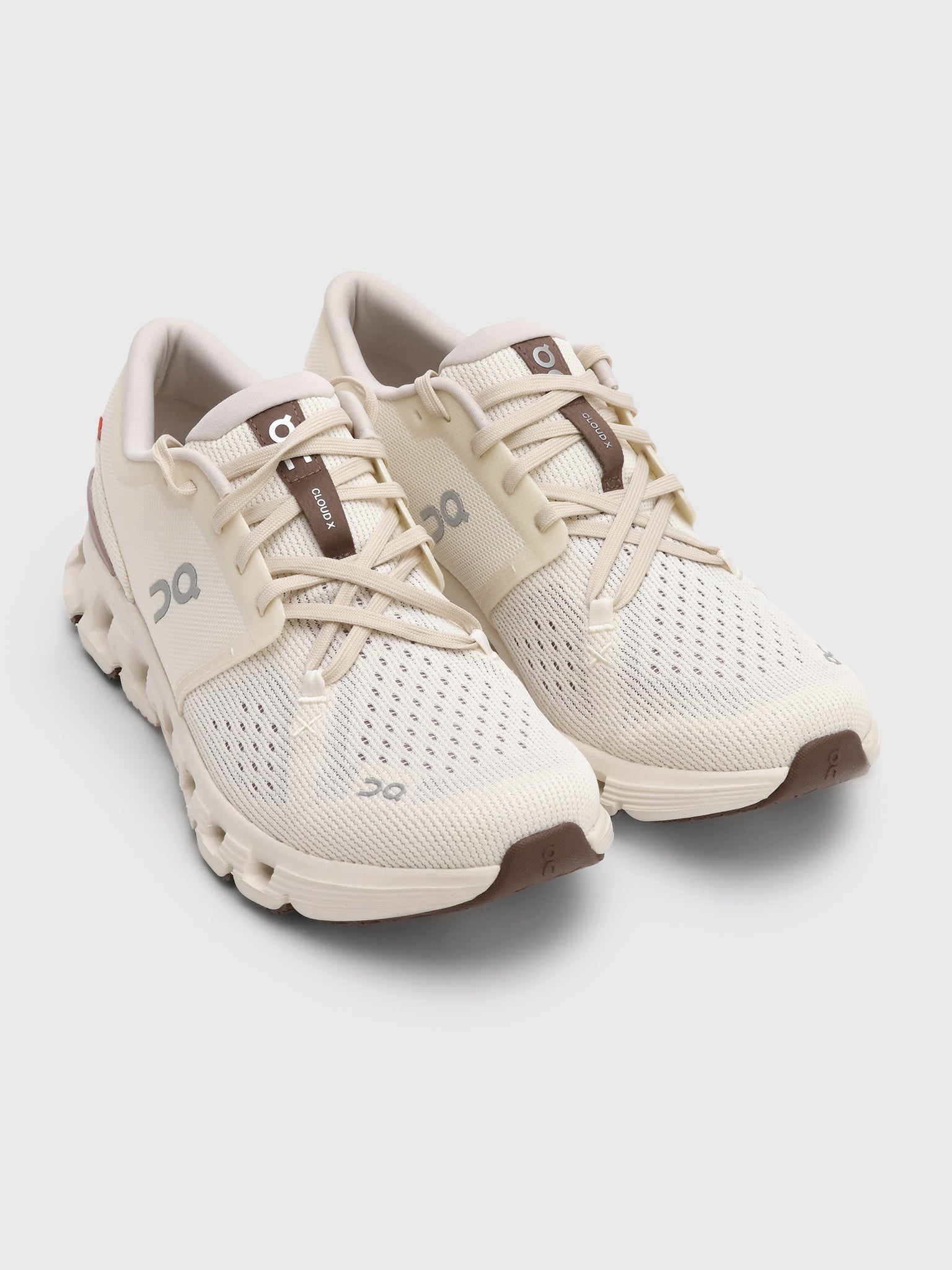 ON Women's Cloud X 4 Running Shoe – Saint Bernard