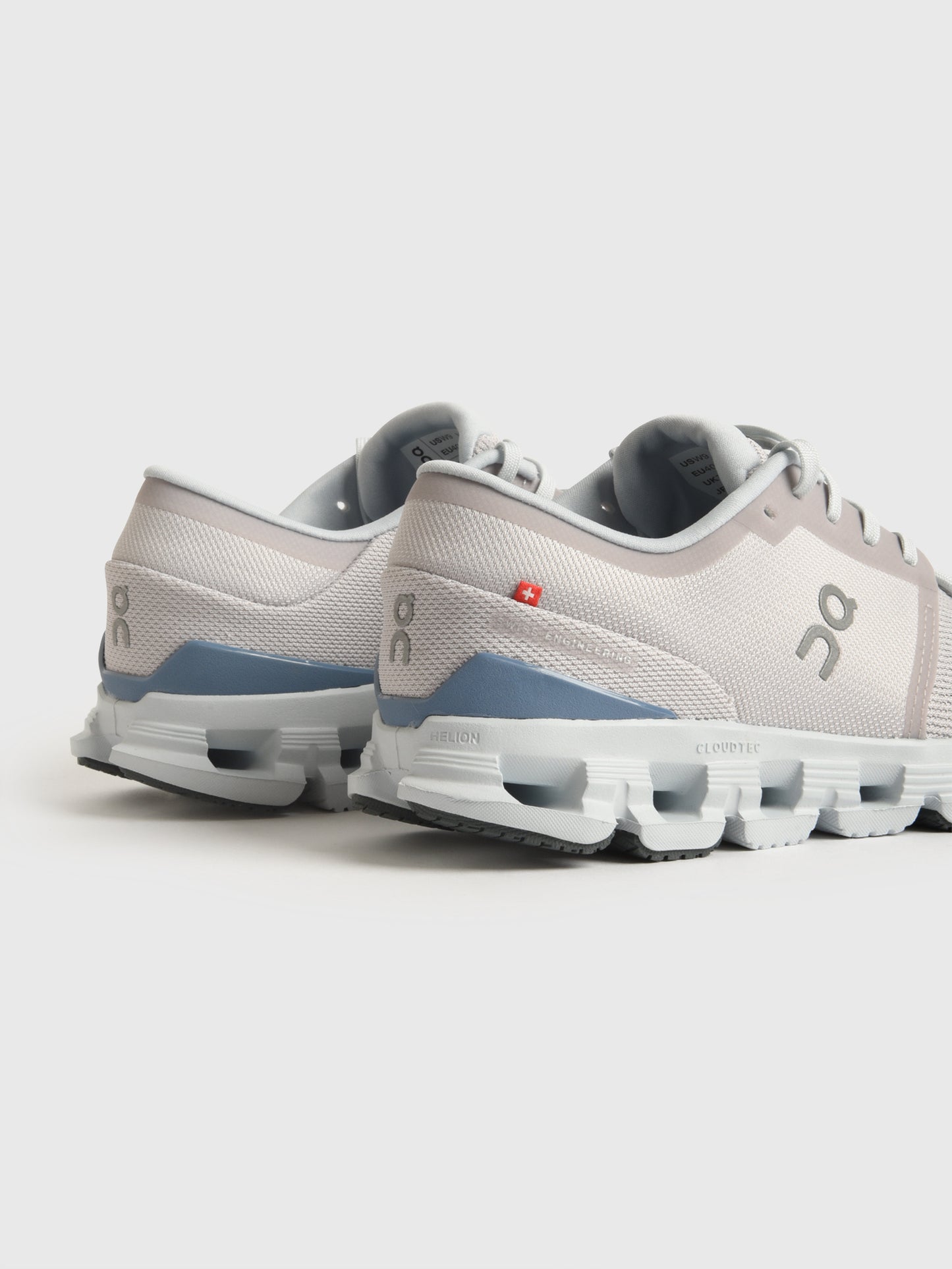 WOMENS CLOUD X 4xSILVERCHAMBRAY-alt3