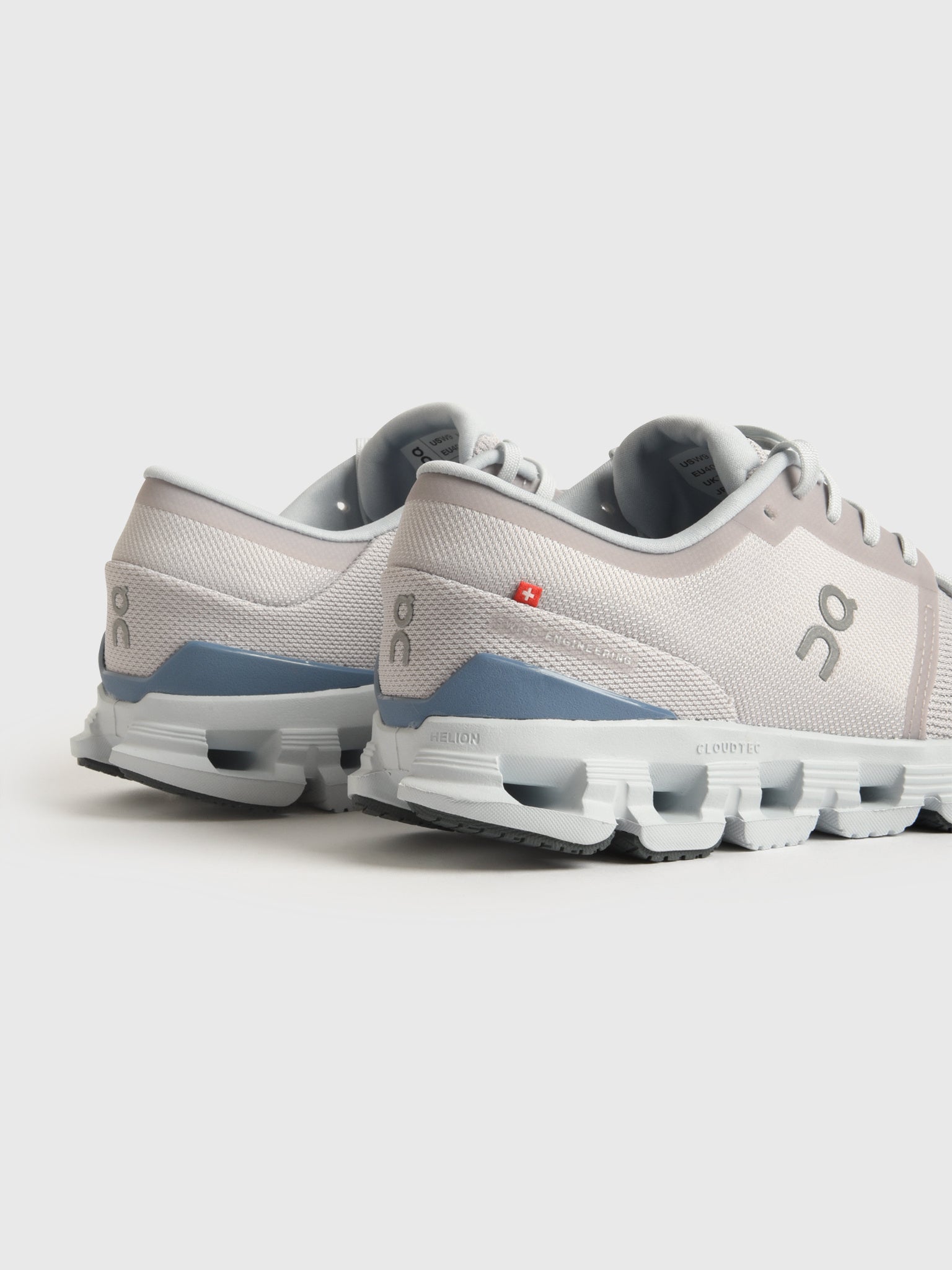 WOMENS CLOUD X 4xSILVERCHAMBRAY-alt3