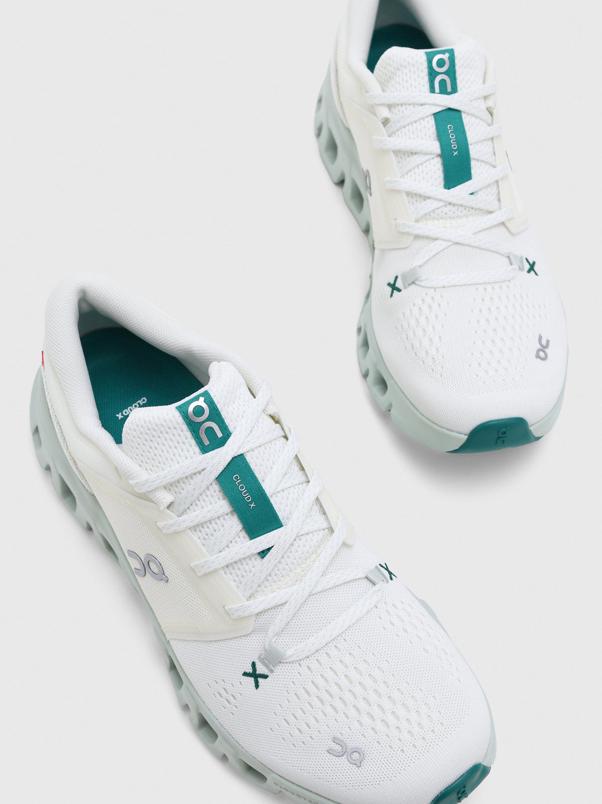 ON Women's Cloud X 5 Sneaker - Saint Bernard