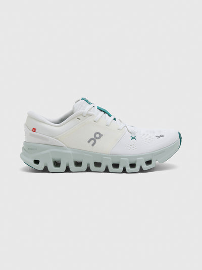 ON Women's Cloud X 5 Sneaker - Saint Bernard