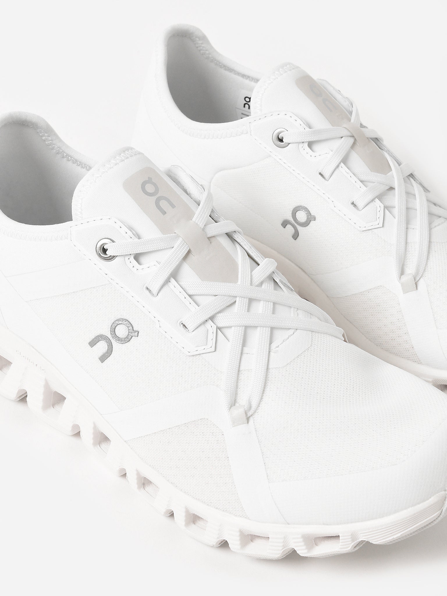 WOMENS CLOUD X ADxUNDYEDWHITEWHITE-alt1