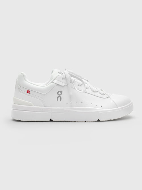 ON Women's The Roger Advantage Sneaker