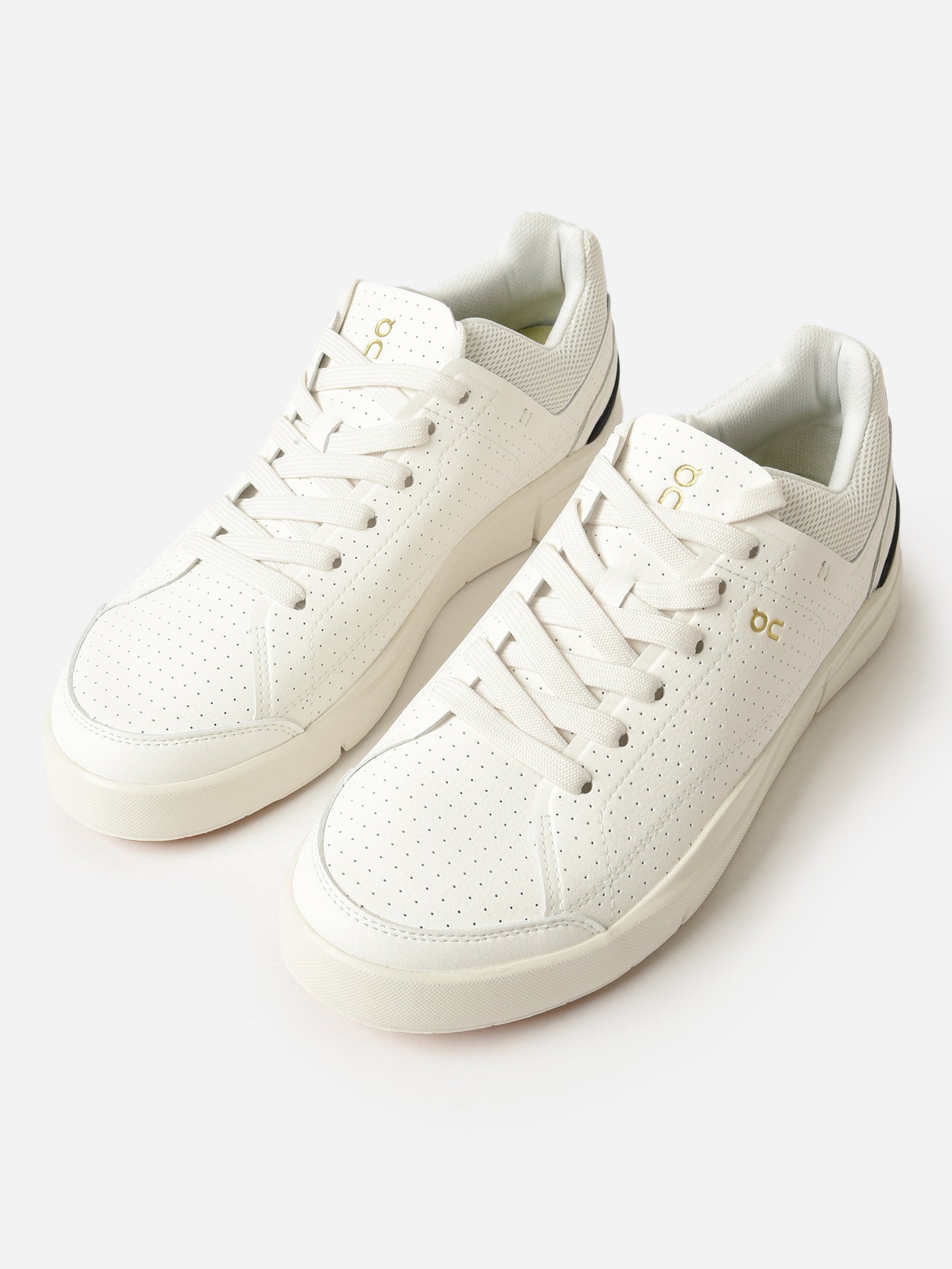 ON Women's The Roger Centre Court Sneaker - Saint Bernard