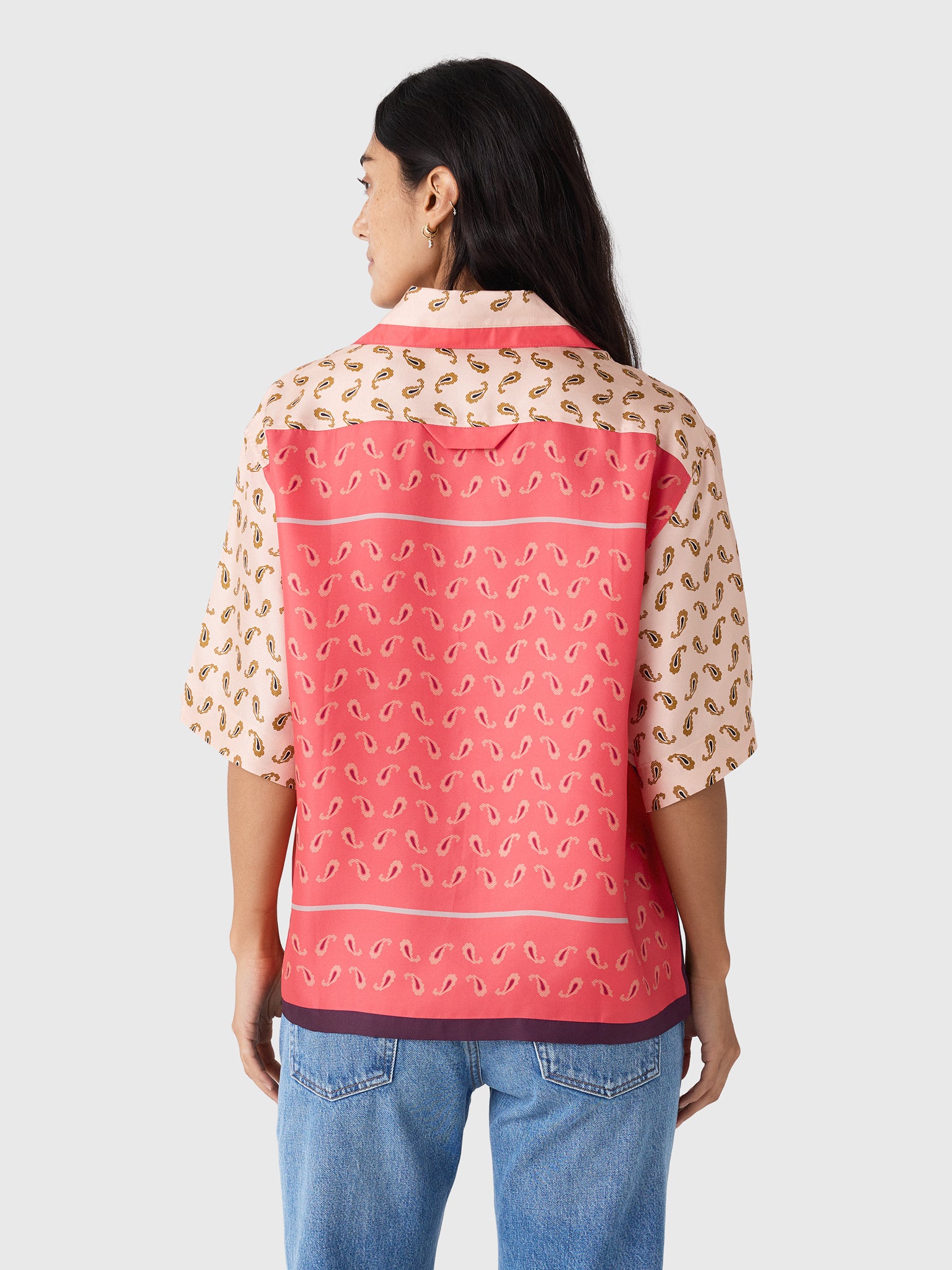 Otzio Women's Boxy Short Sleeve Shirt