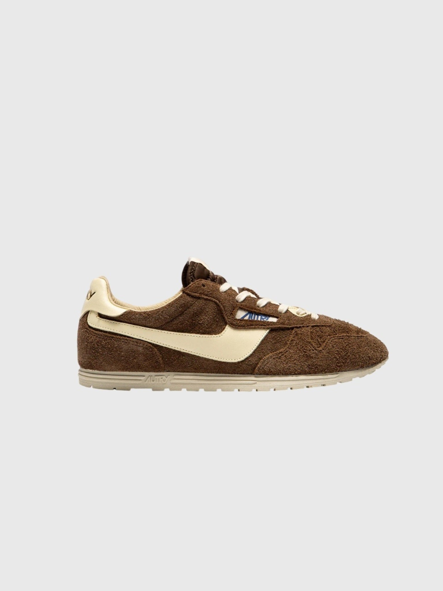 Autry Women's Windspin Low Sneaker - Saint Bernard