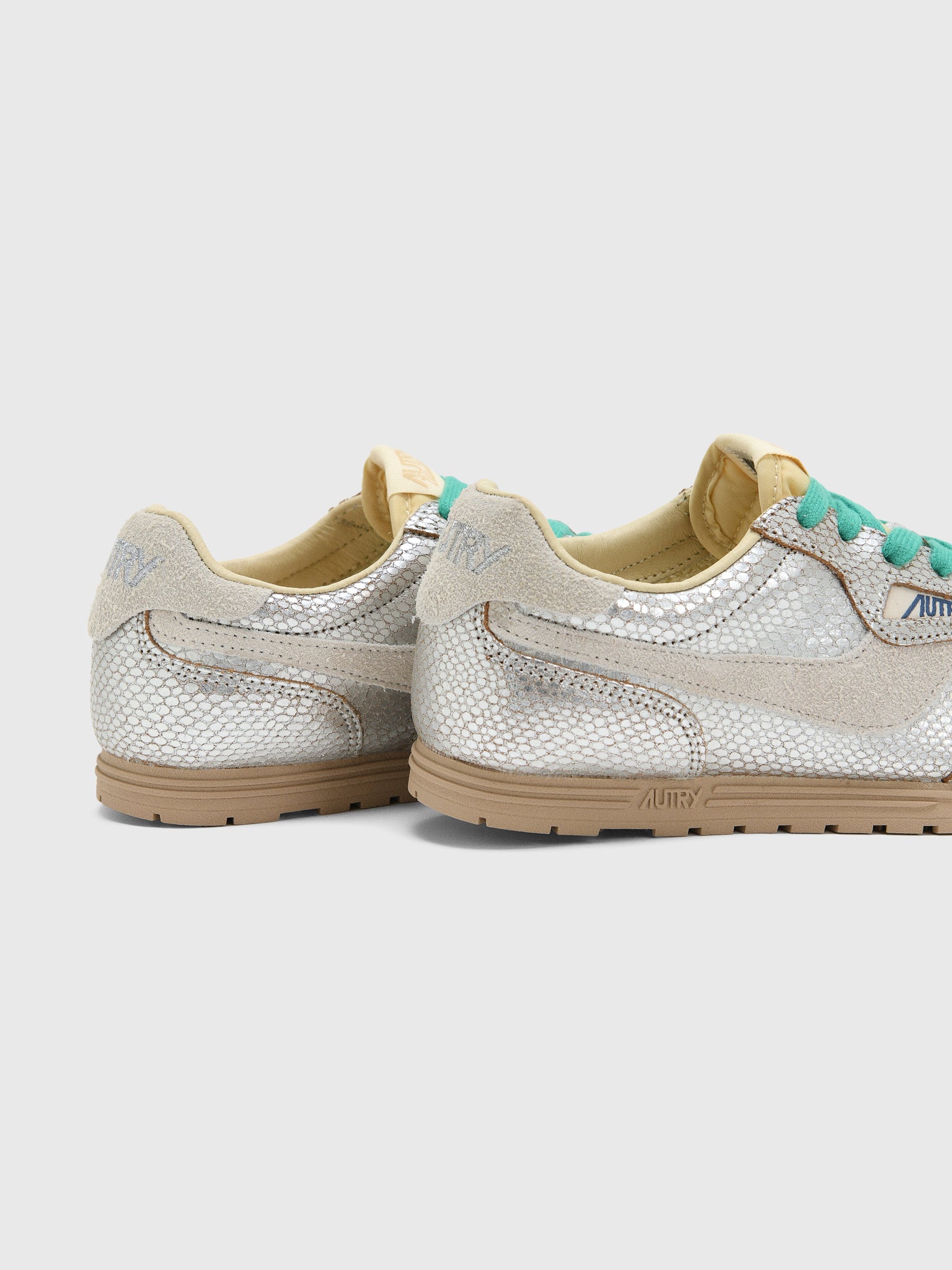 Autry Women's Windspin Low Sneaker - Saint Bernard