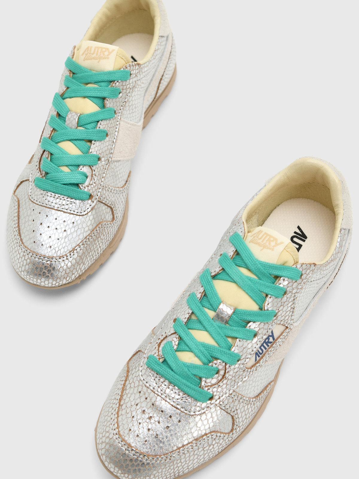 Autry Women's Windspin Low Sneaker - Saint Bernard