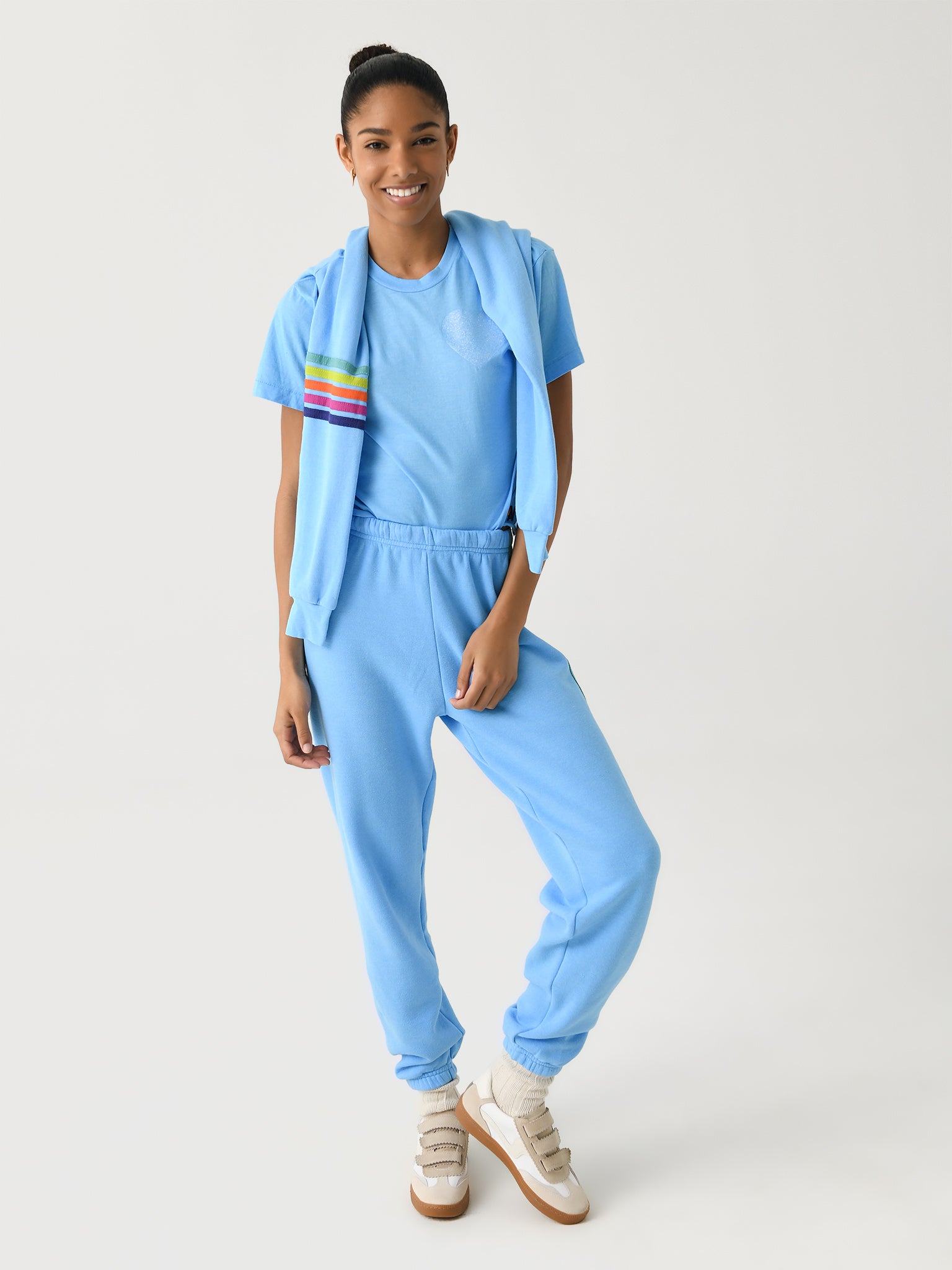 WTCGLTHTxSKYBLUE-alt1