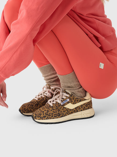 Autry Women's Reelwind Low Sneaker