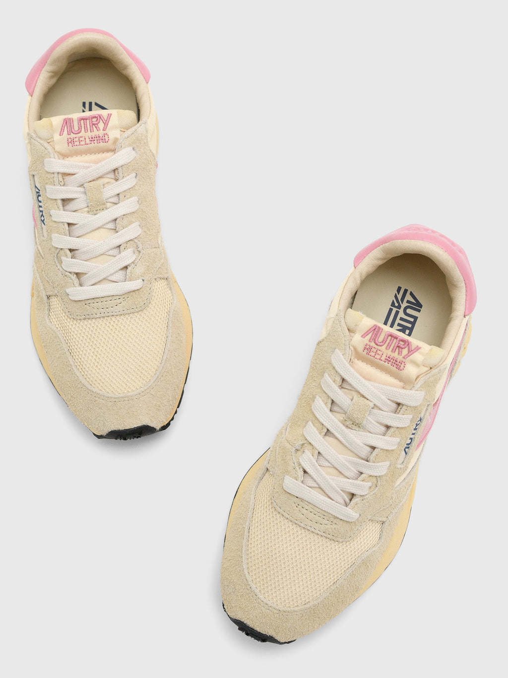 Autry Women's Reelwind Low Sneaker