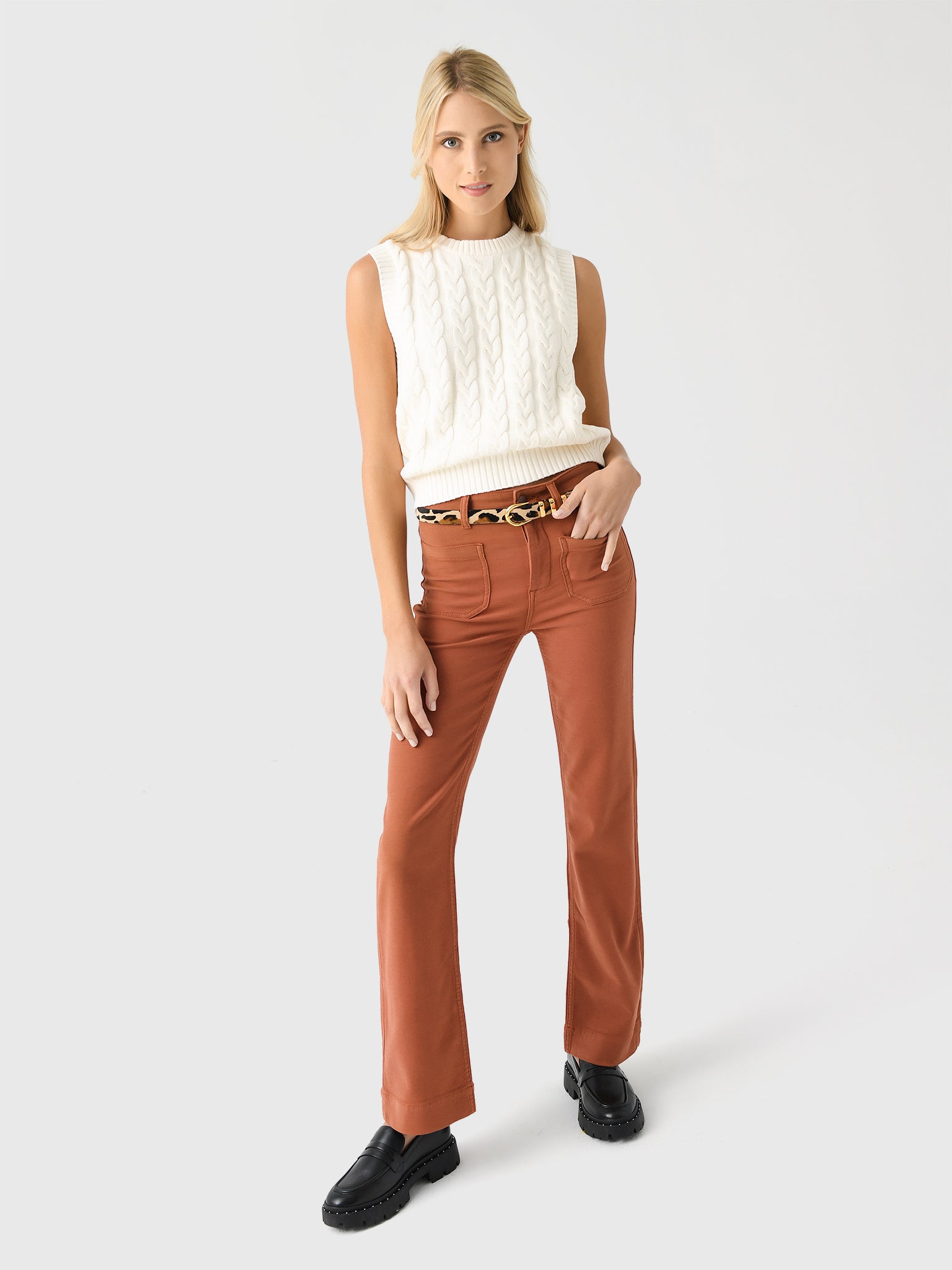 WYF2410xWHITESHELL-alt1