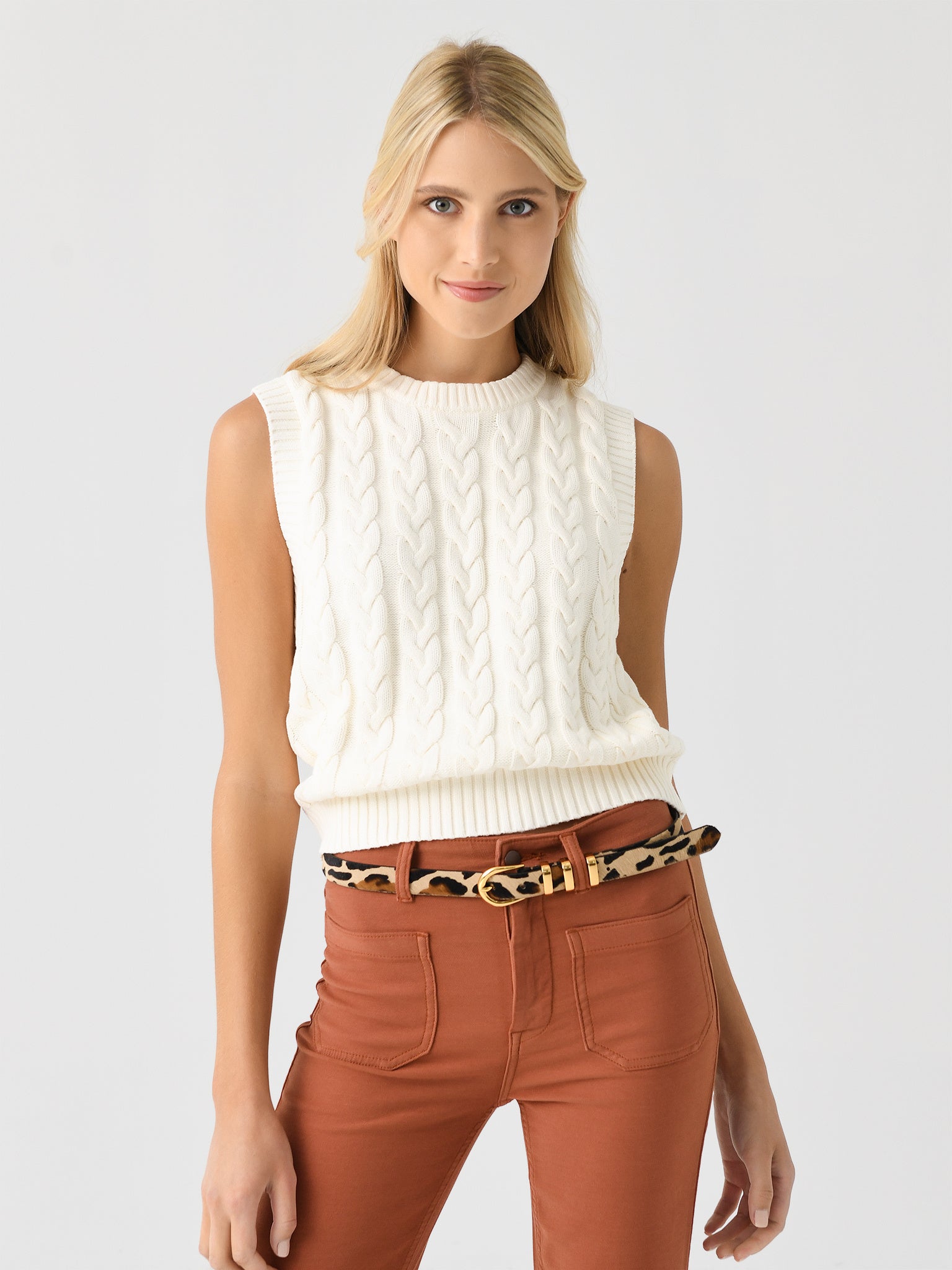 Faherty Brand Women's Sunwashed Sweater Vest - Saint Bernard
