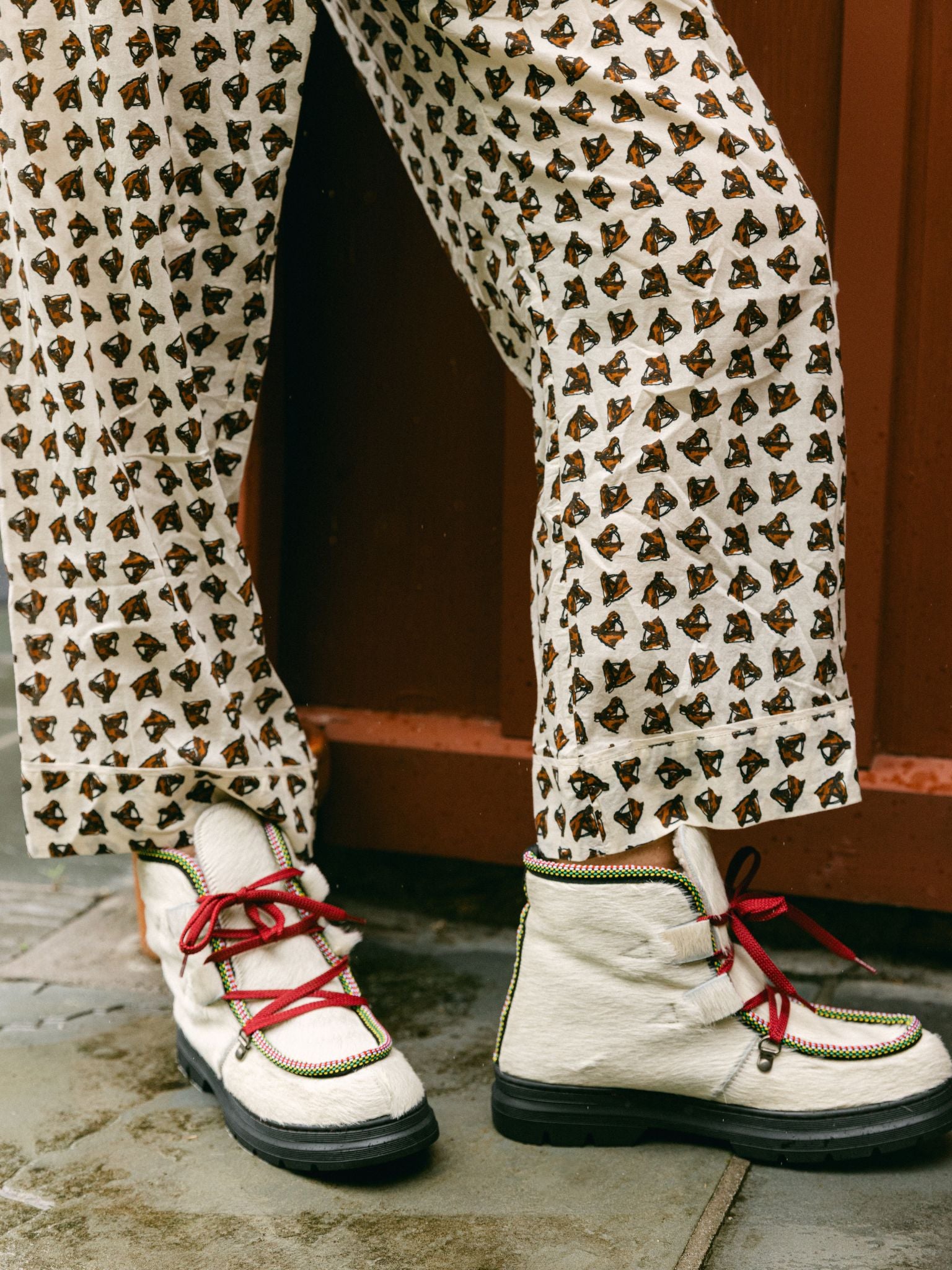 W_INC_PON_AW24xWINTERWHITE-alt1