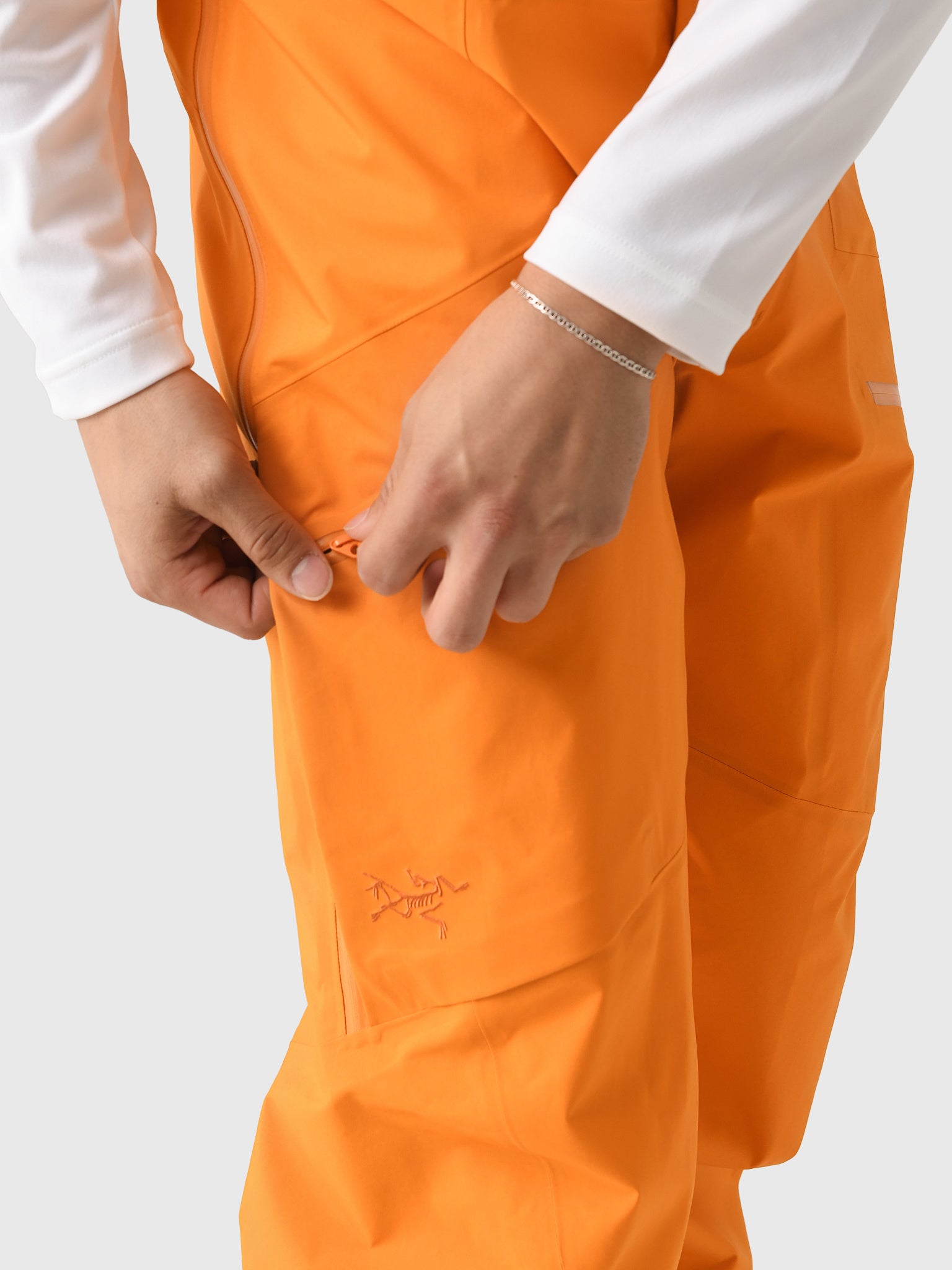 X000009904xBLAZE-alt3