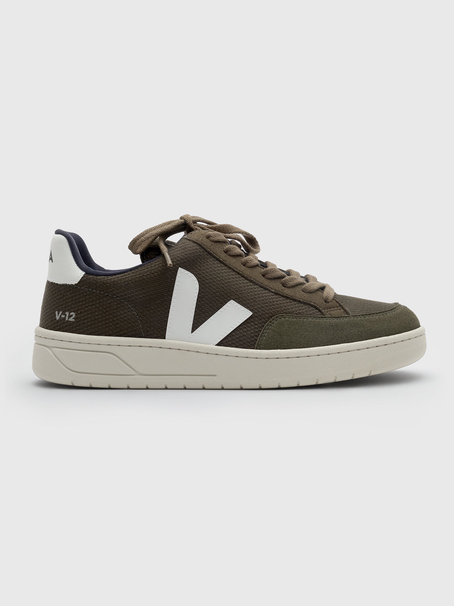 VEJA Men's V-12 B-Mesh Sneaker - Saint Bernard