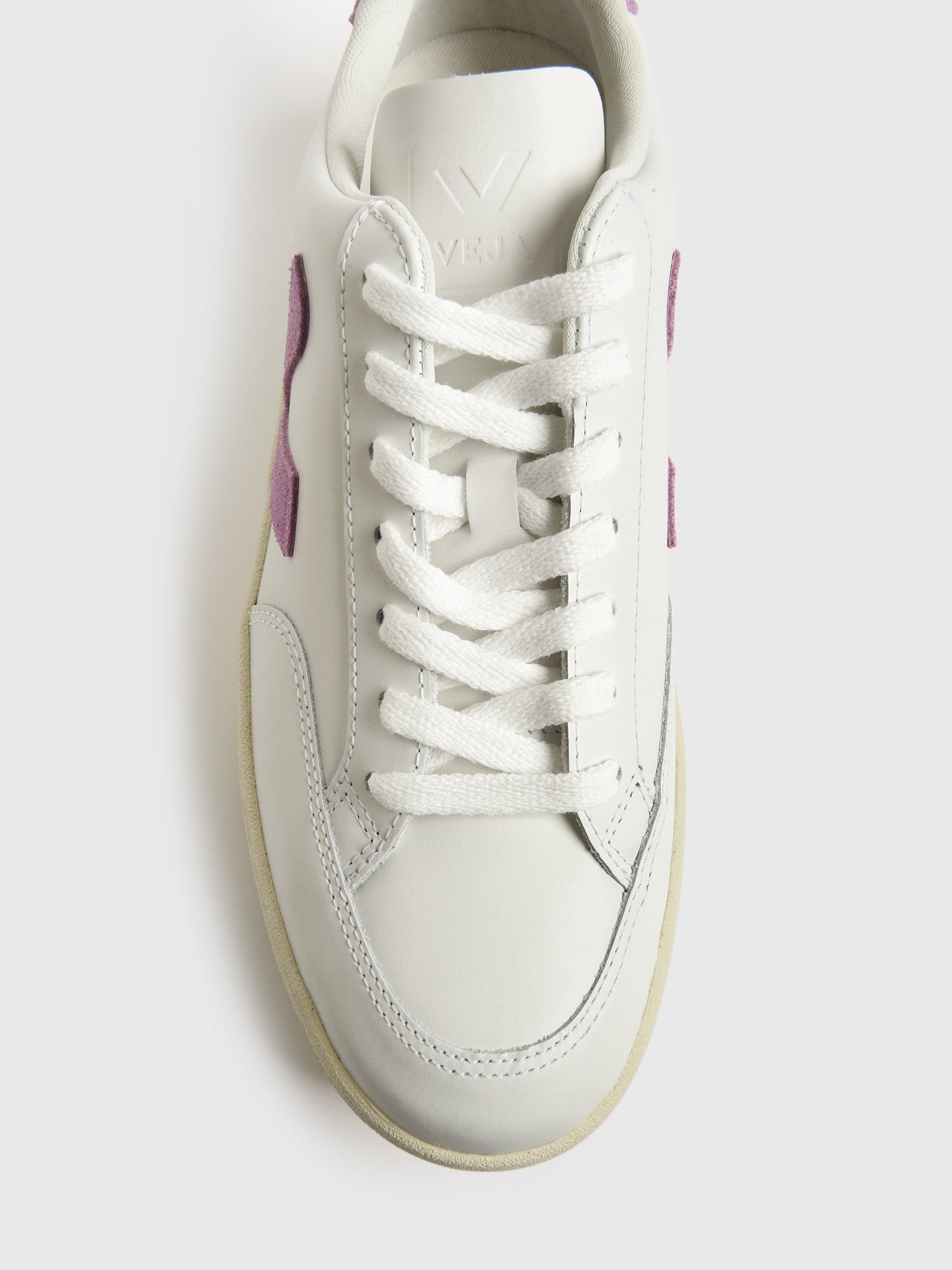VEJA Women's V-12 Leather Sneaker – Saint Bernard