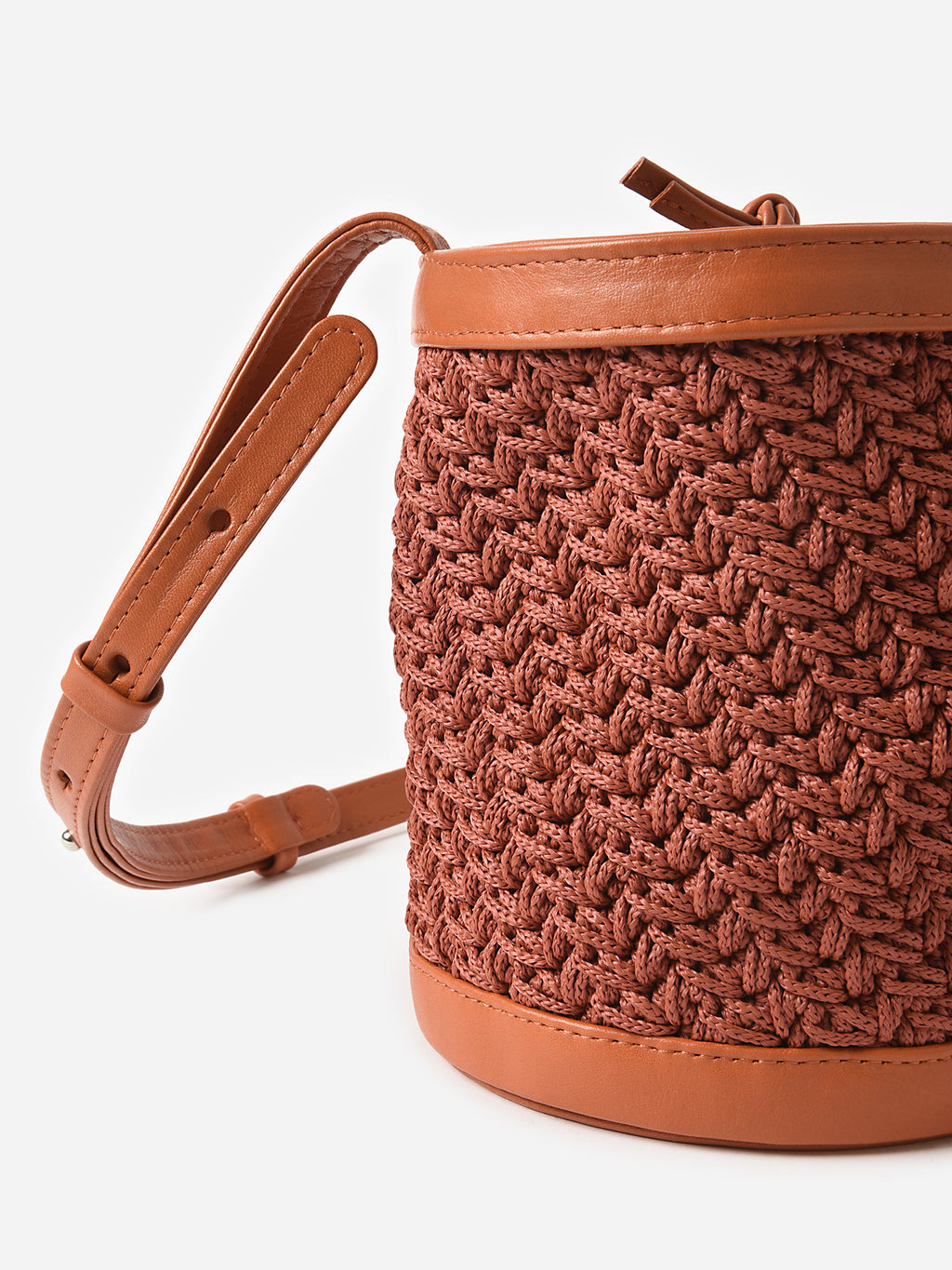 XIMENA BUCKET BAGxPAPRIKA-alt2