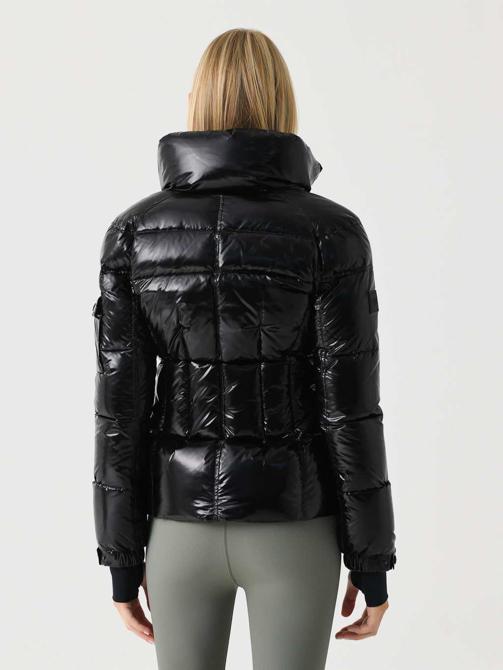 XW2111NDAxCAVIAR-alt3