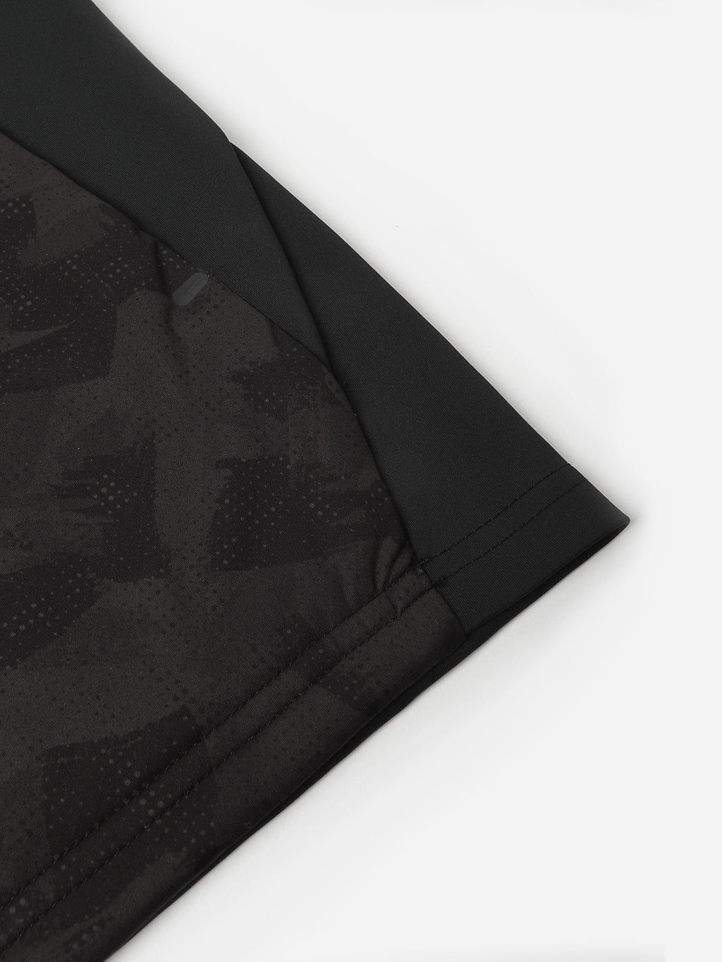 YF23EZ46AxBLACK-alt1
