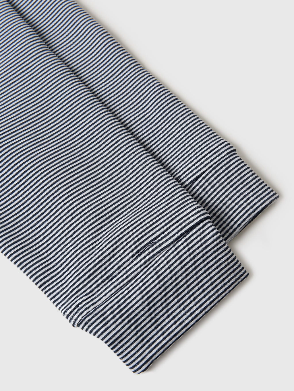 YF24EK40ExNAVY-alt2