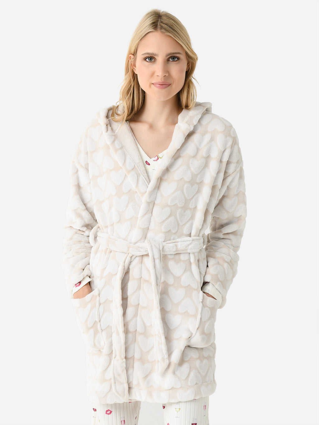 Z Supply Women's Room Service Heart Robe - Saint Bernard