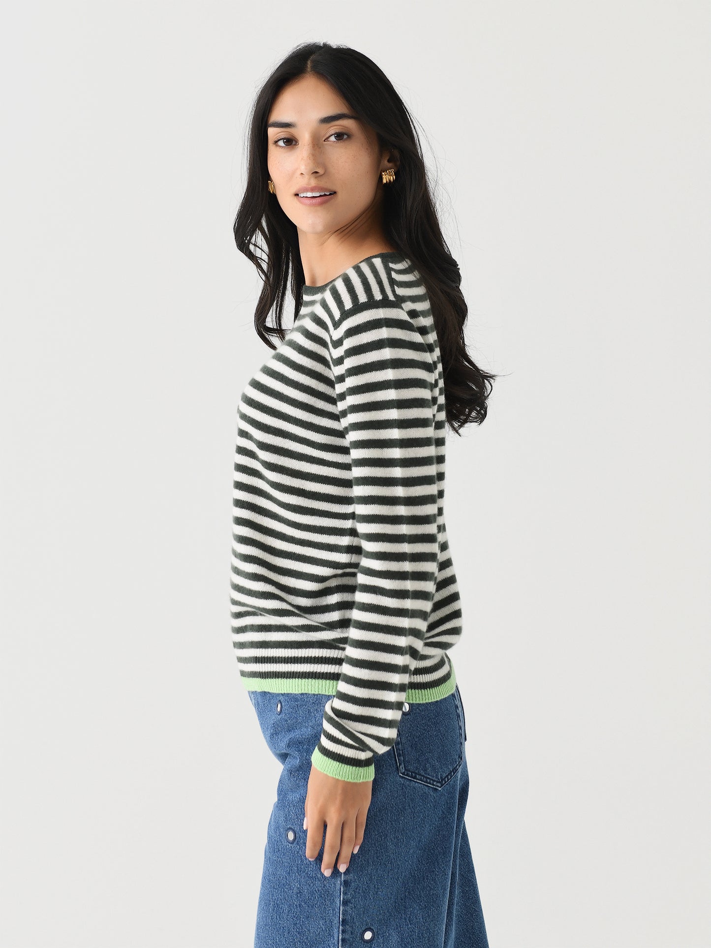 ZNC24-052_AW24xKHAKICREAMLIME-alt2