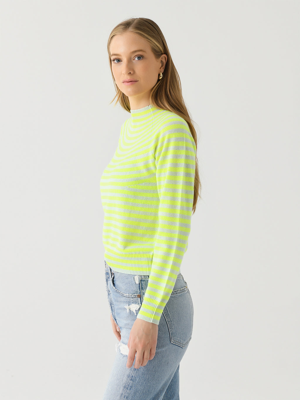 ZNC24-115_AW24xCEMENTNEONYELLOW-alt2