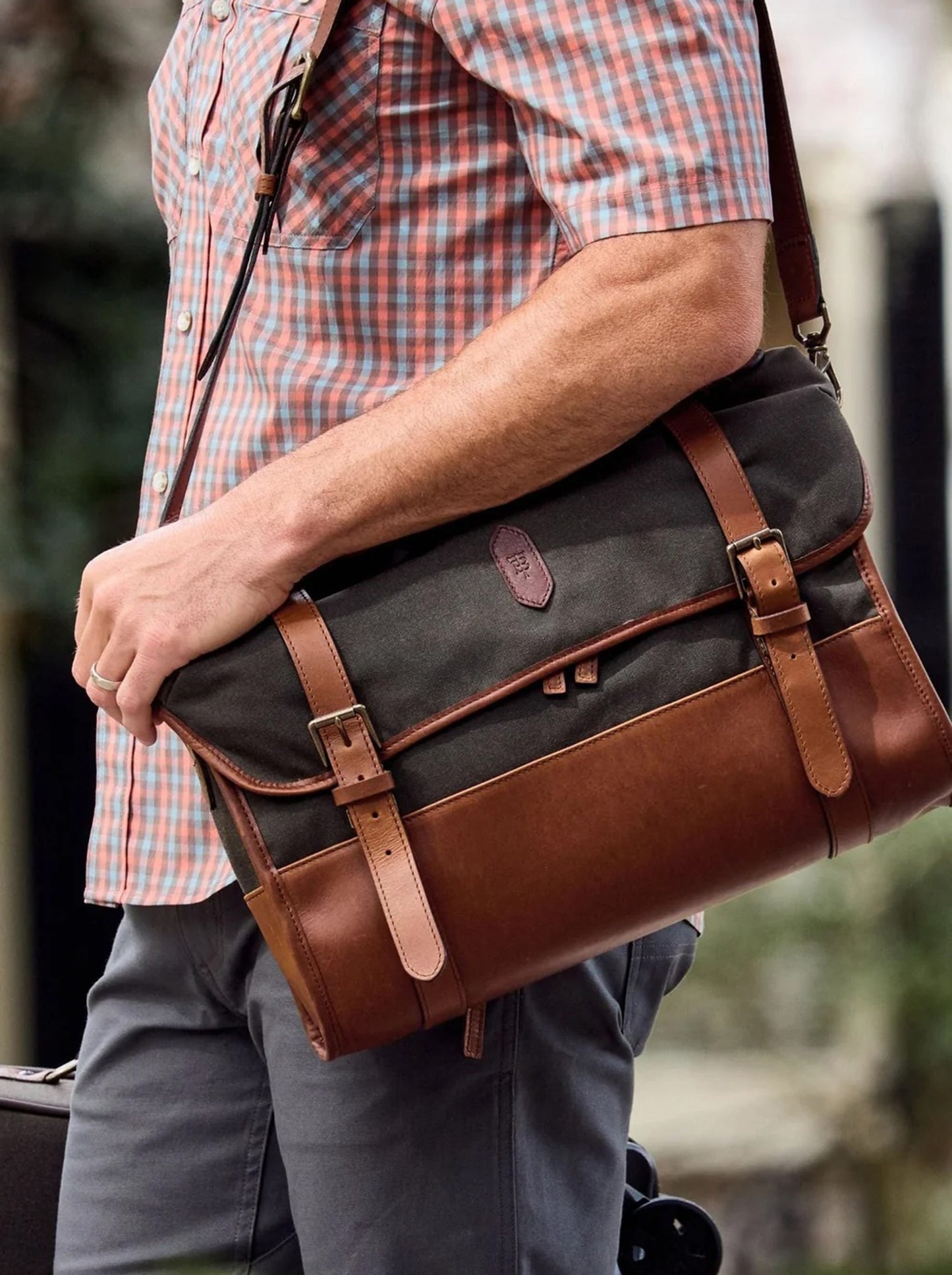 Tom Beckbe Messenger Bag - Saint Bernard