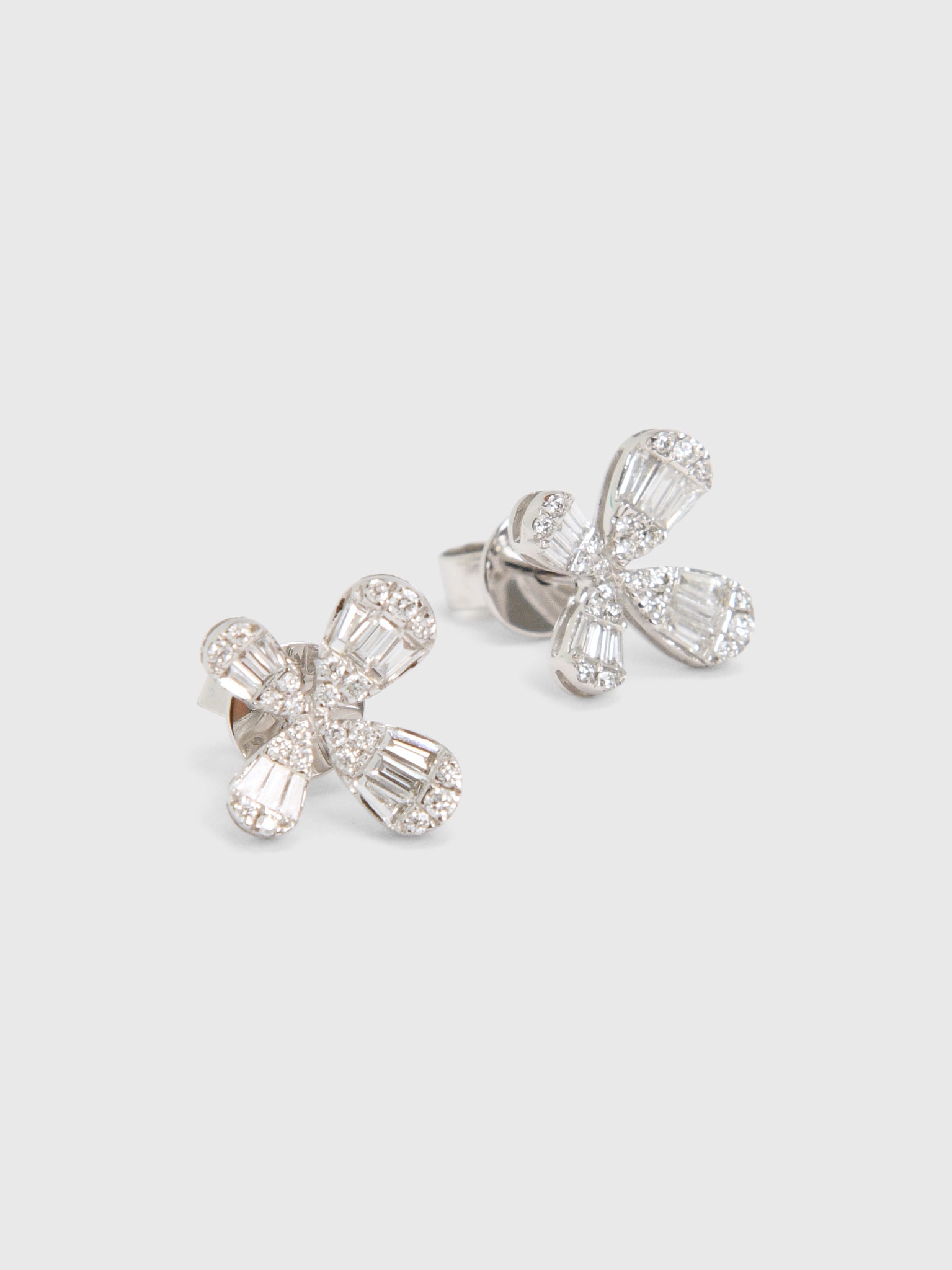 Francie B. Flower Stud Earrings - Saint Bernard